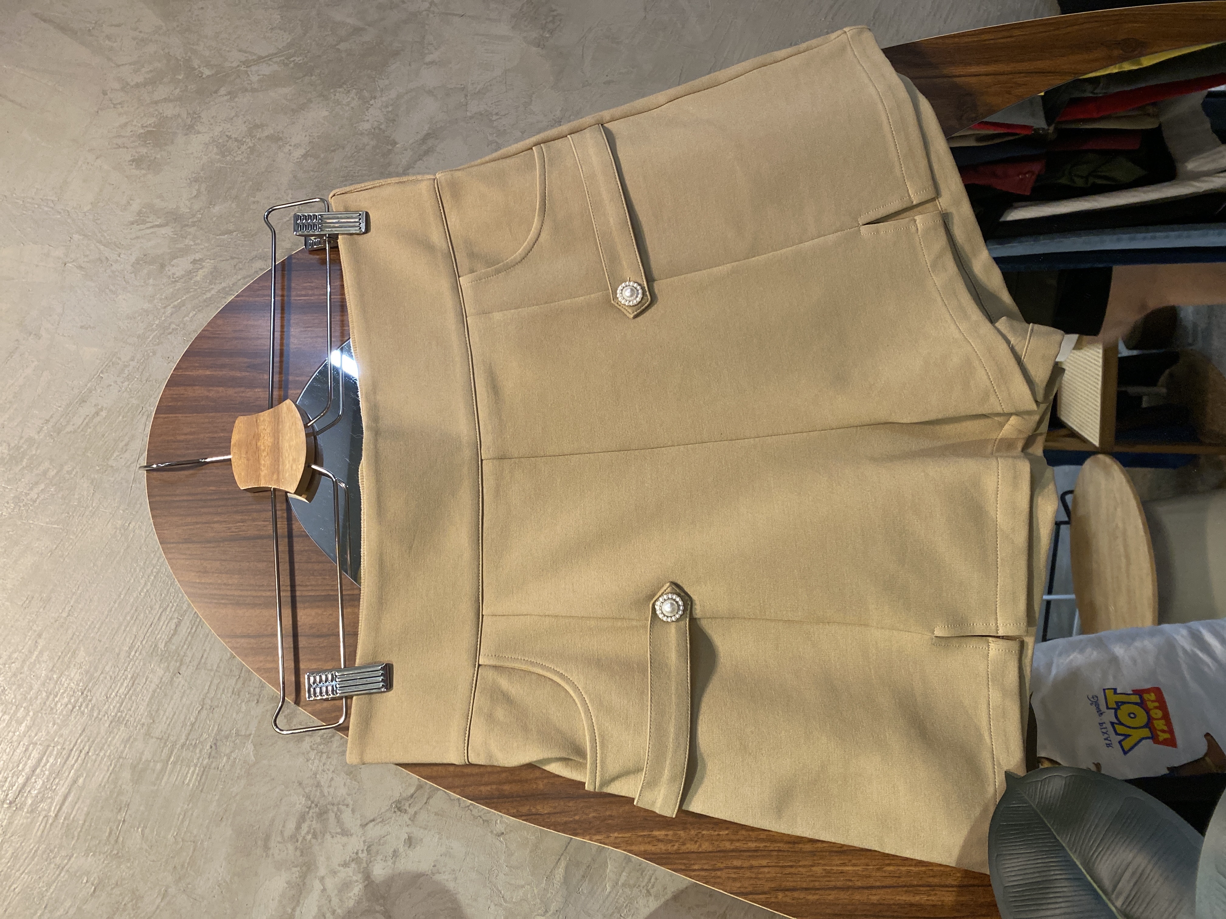 ✨4640号-高腰珍珠扣阔腿短裤