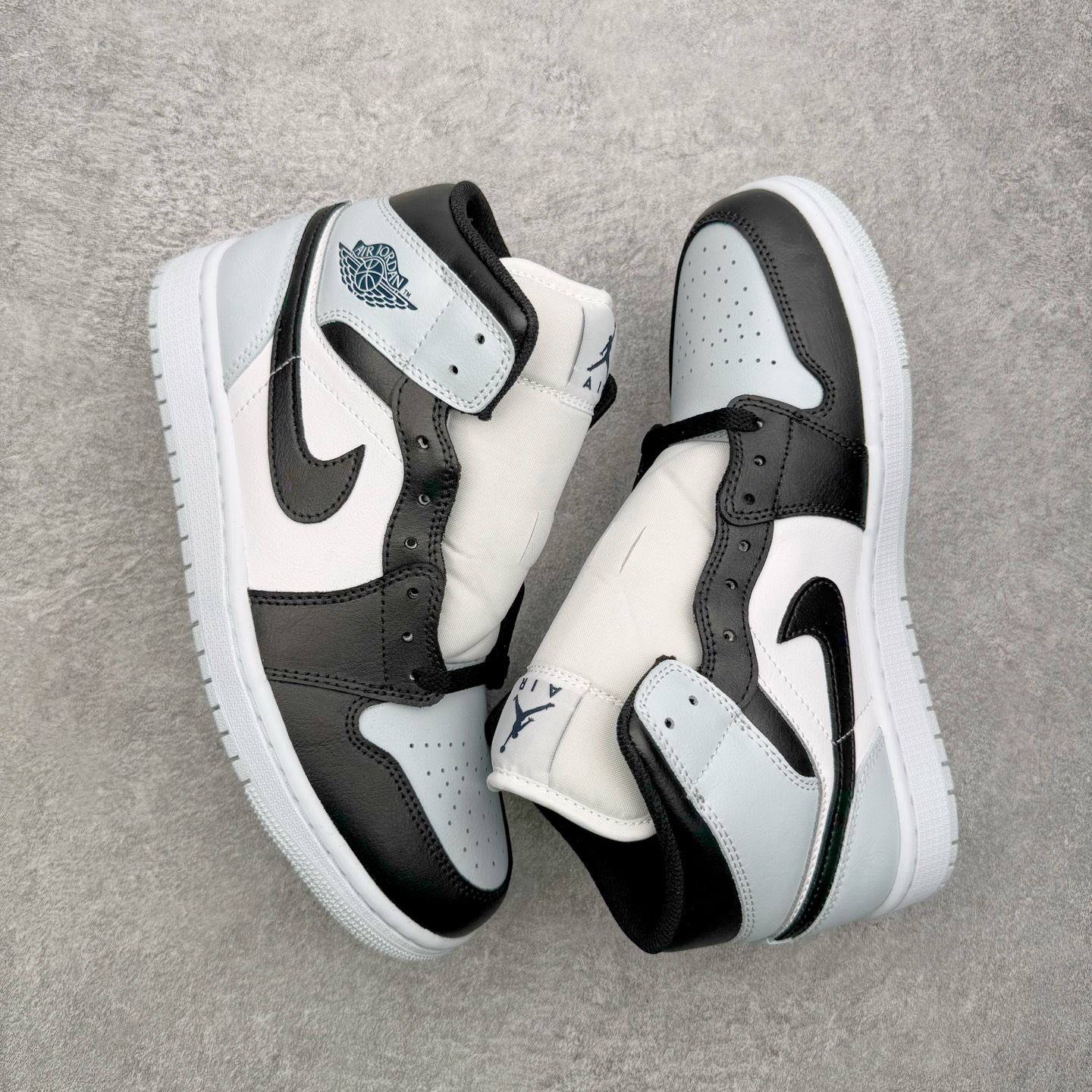 Nike Air Jordan 1 Mid DQ8426-002