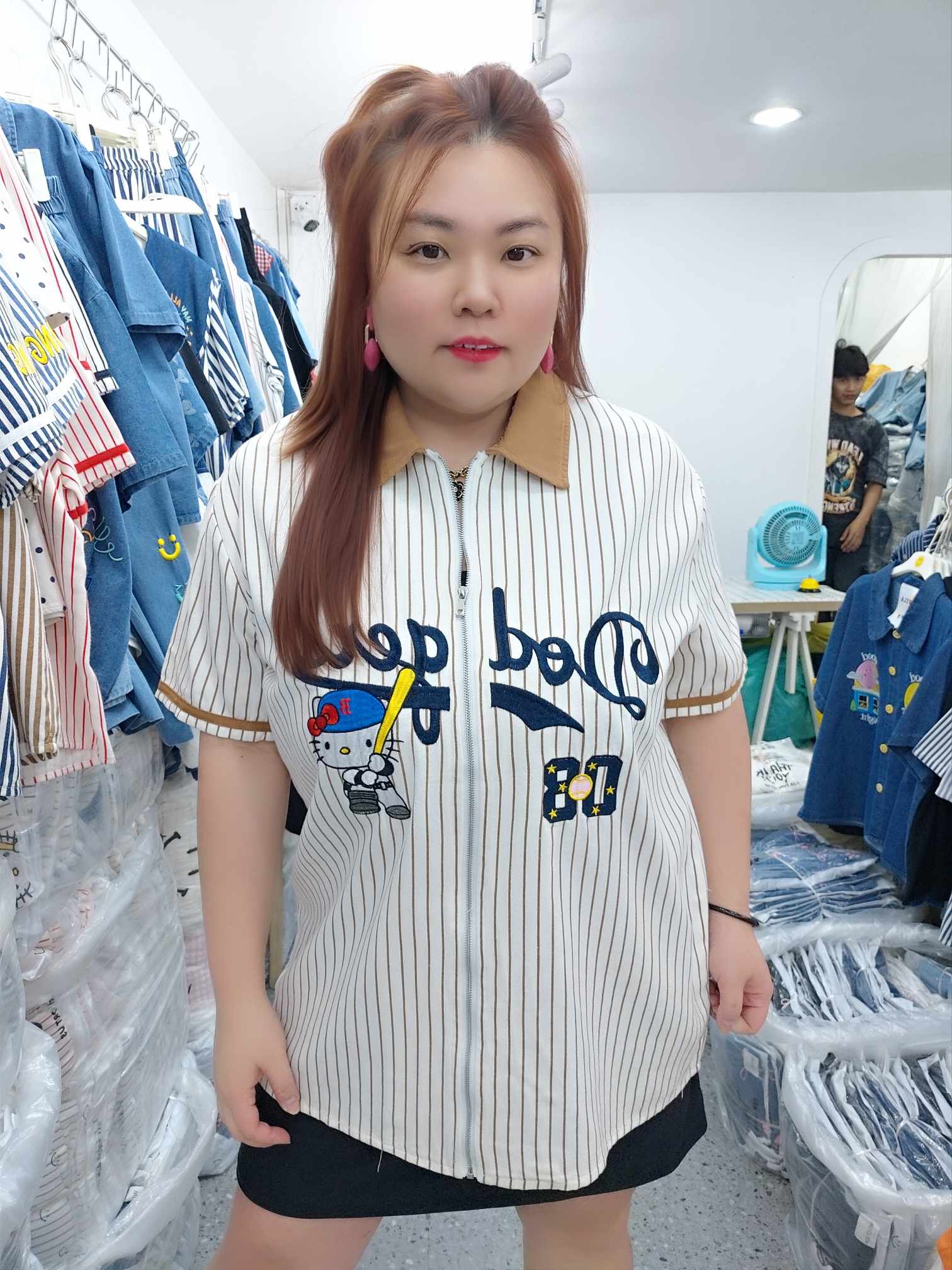 ENE06 棒球凯蒂拉链条纹上衣