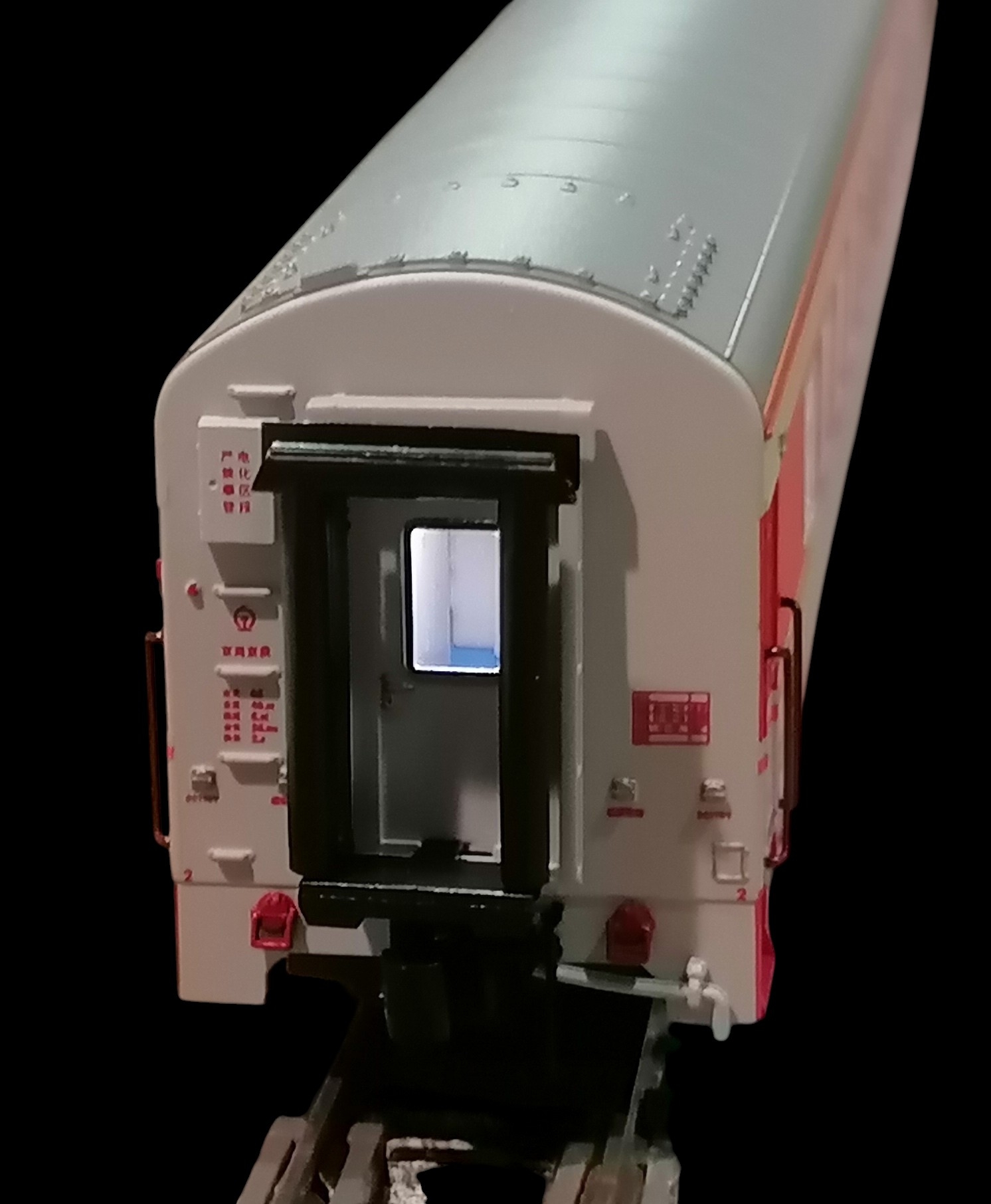 長鳴N比例 （1：160）出品京局京段幹線列車K105/106 北京西－深圳 硬坐四節編組A