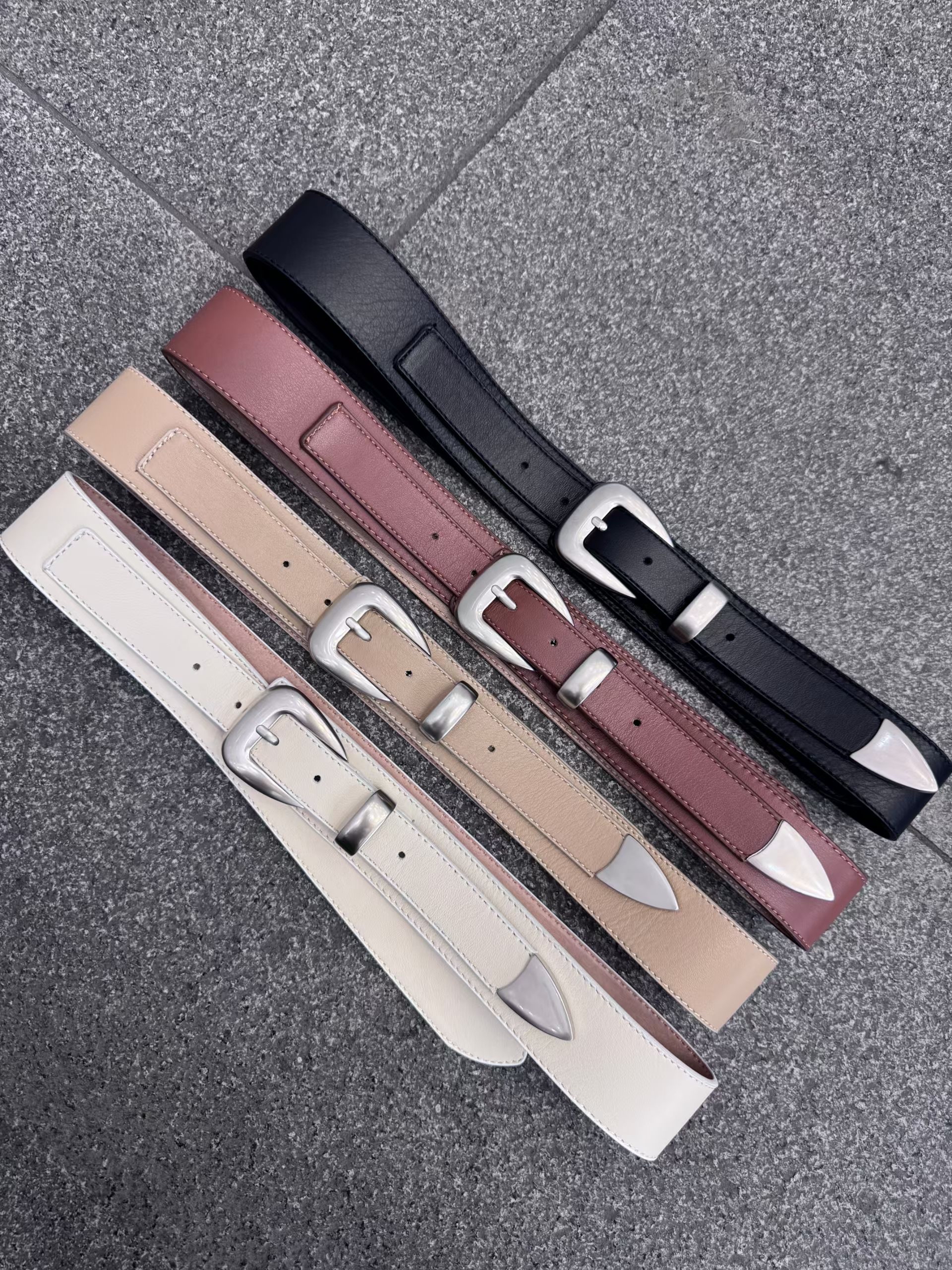 G15 磨砂銀扣粗Belt