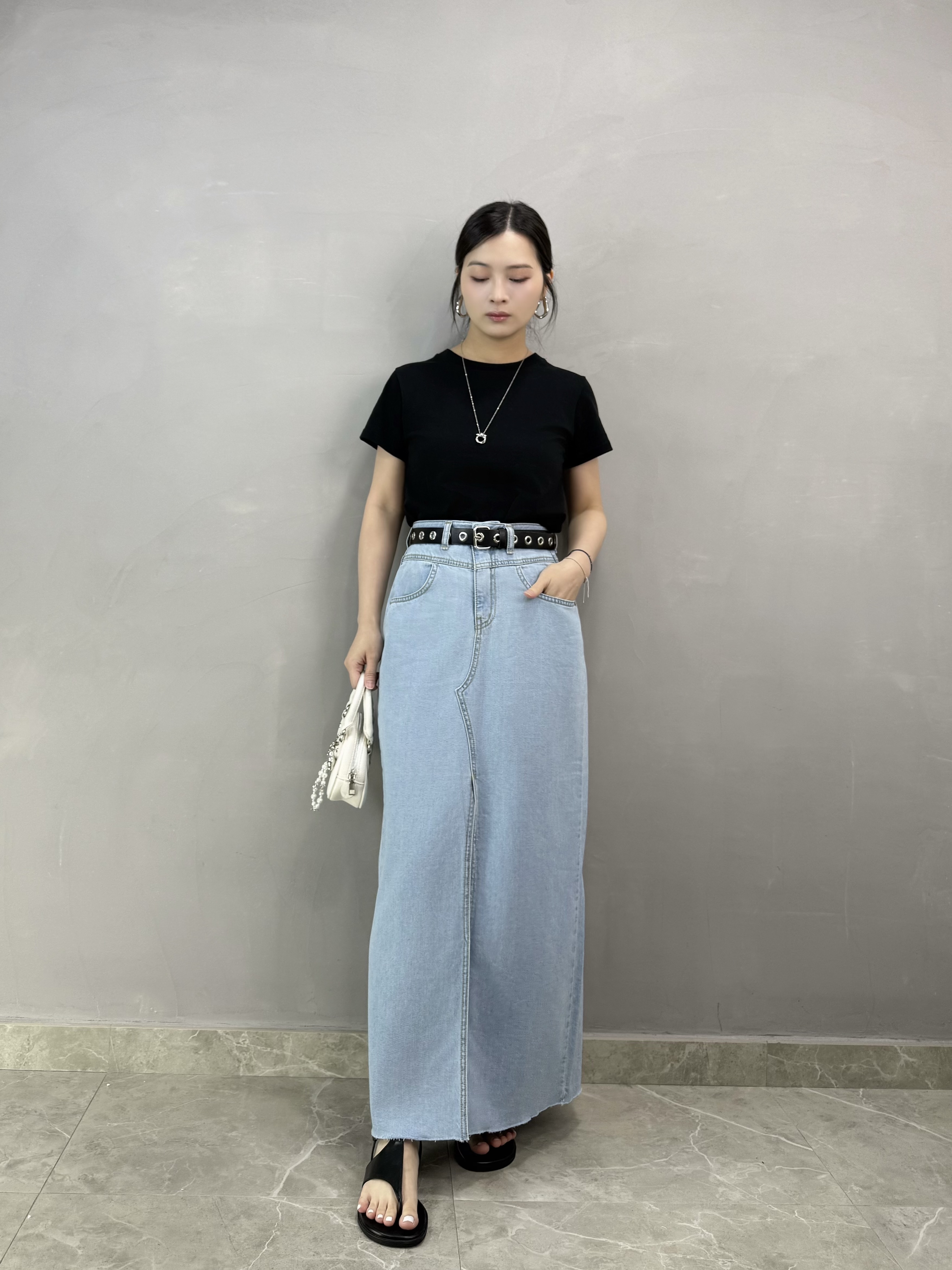 Z84 露背淨色Tee