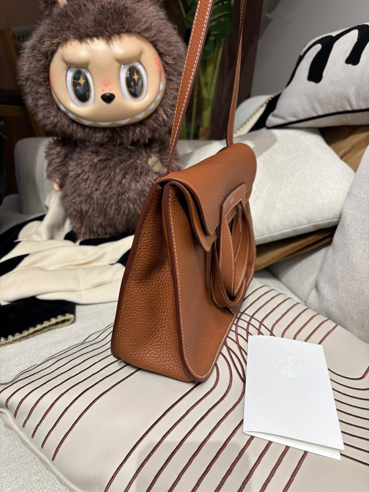 Hermes Halzan 31 Stamp D，Gold/Gold 金金100%Authentic, 99%New ✅收據✅Dust bag✅Box