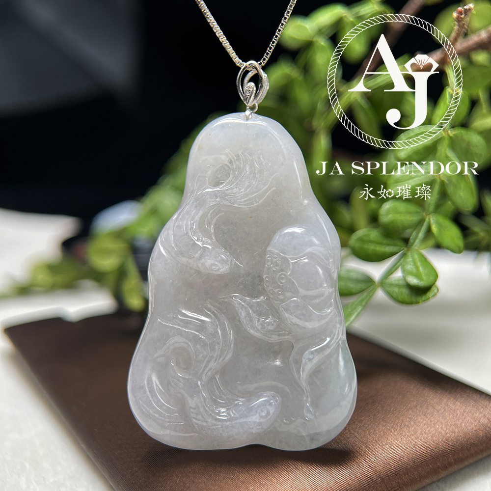 JNK-123 天然翡翠A玉 白翡蓮蓮有魚(連年有餘)18K金吊墜