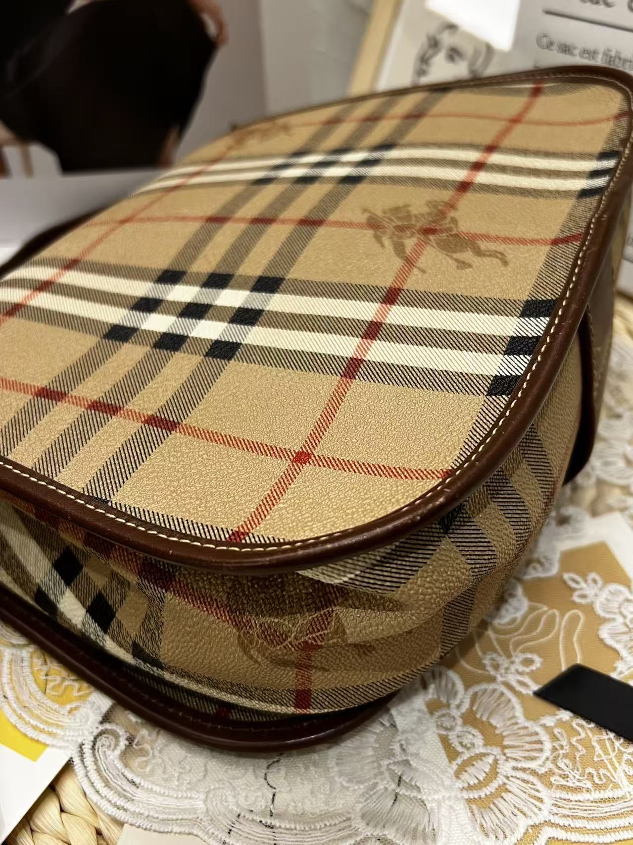 Burberrys Vintage Nova Check Saddle Bag