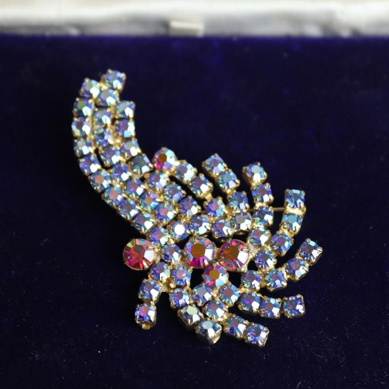 Vintage C.a. 1950s Blue Aurora Borealis & Red Rhinestone "Shooting" Star Shape Brooch(MT1565)