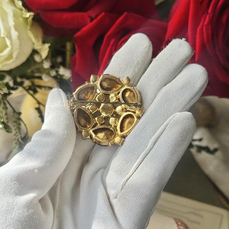 Vintage Mid-Century Czechoslovakian Glass Rhinestone Flower Motif Brooch(NZ092)