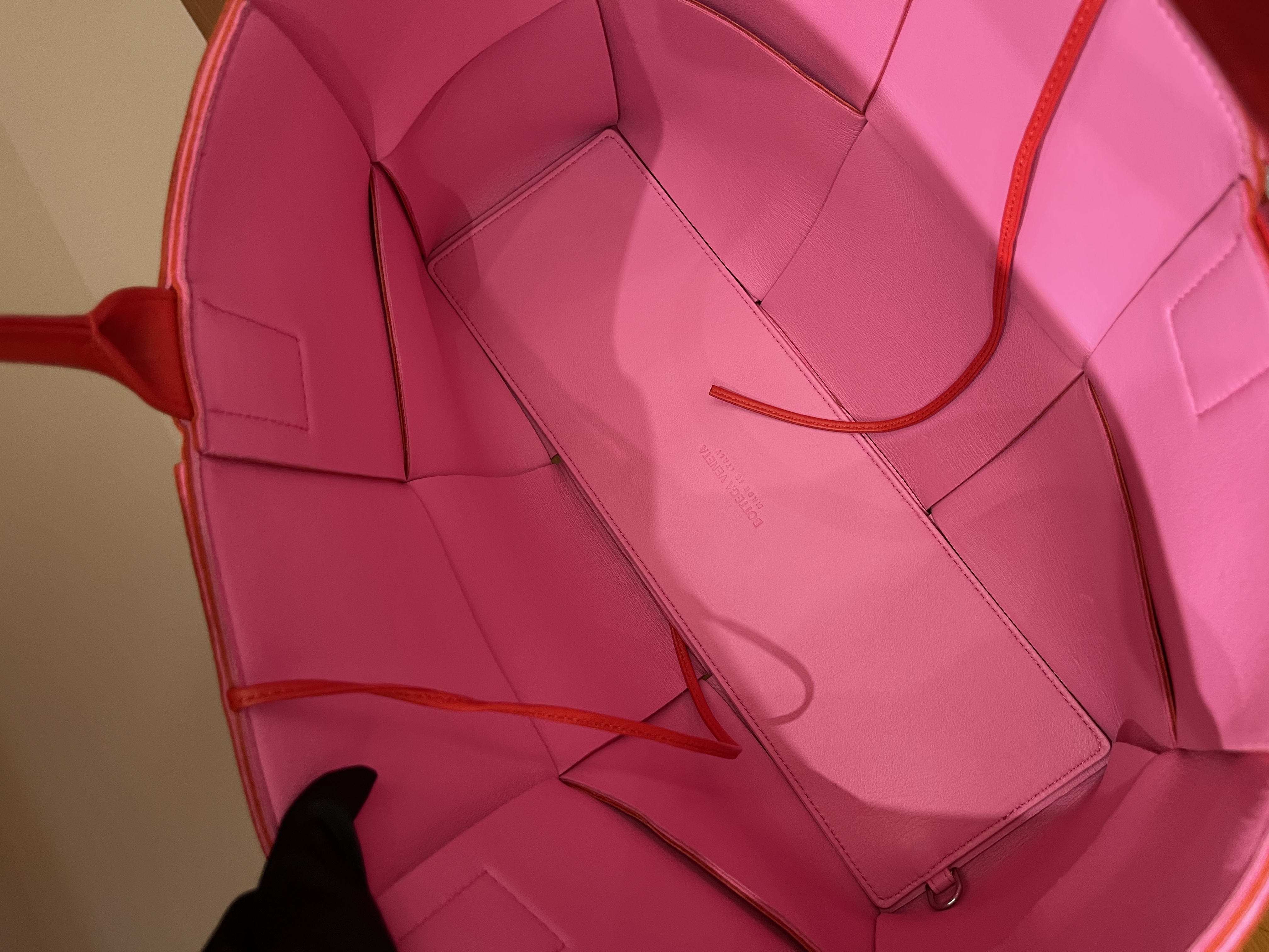 直播貨品 |  [1個-$100 2個-$300］HH25