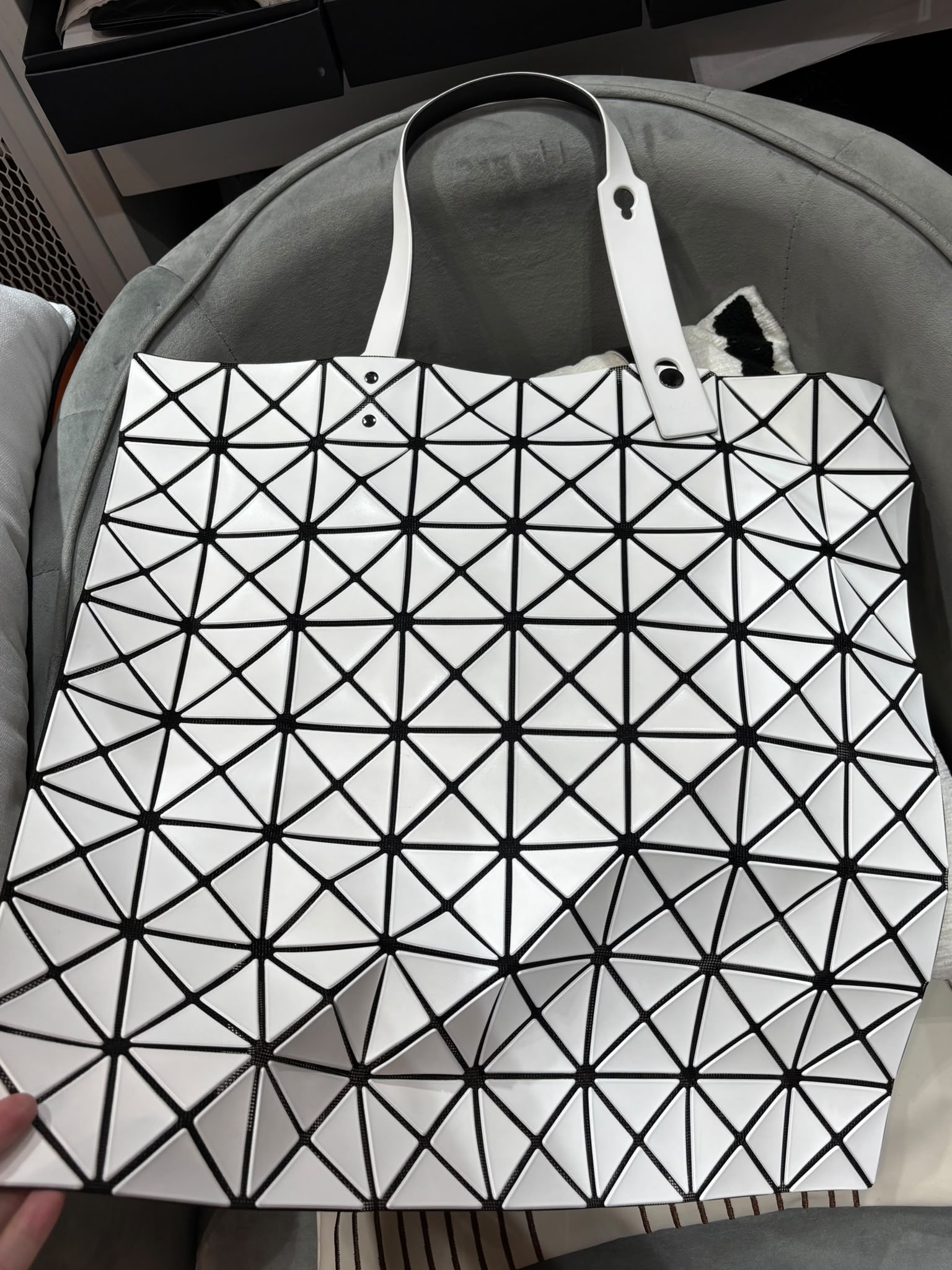 Issey Miyake Bao Bao Tote Bag 啞白 100%Authentic, 98%New ✅Dust bag