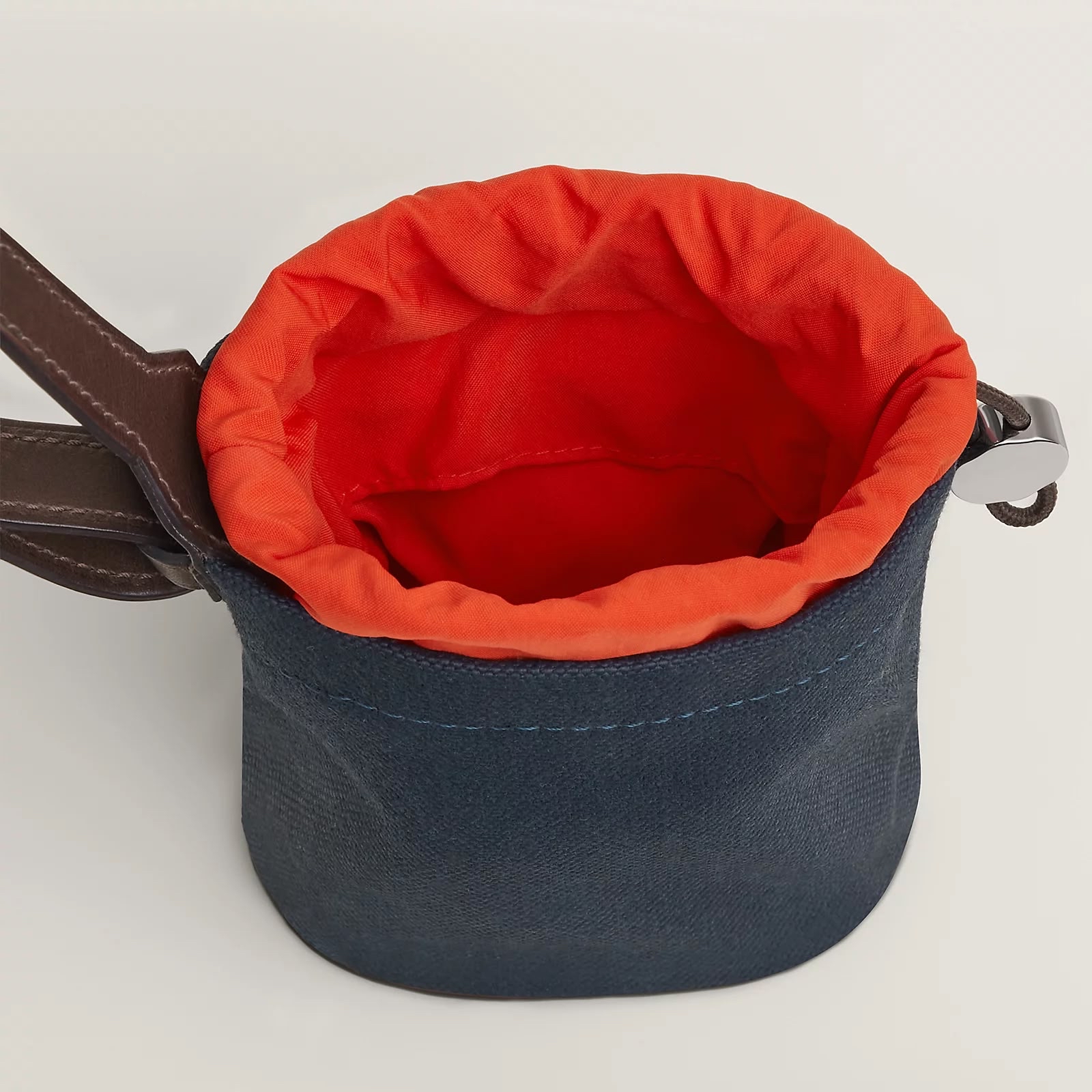 Hermes On-the-go dog pouch 100%Authentic,98%new 