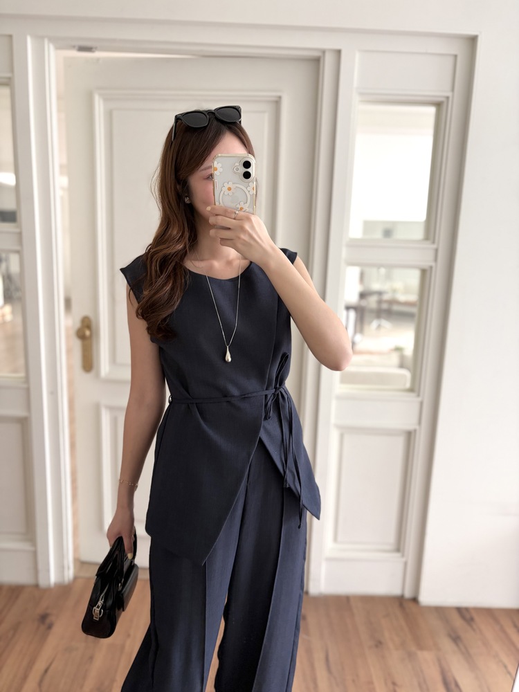 The Fine Linen Summer Set (Navy)