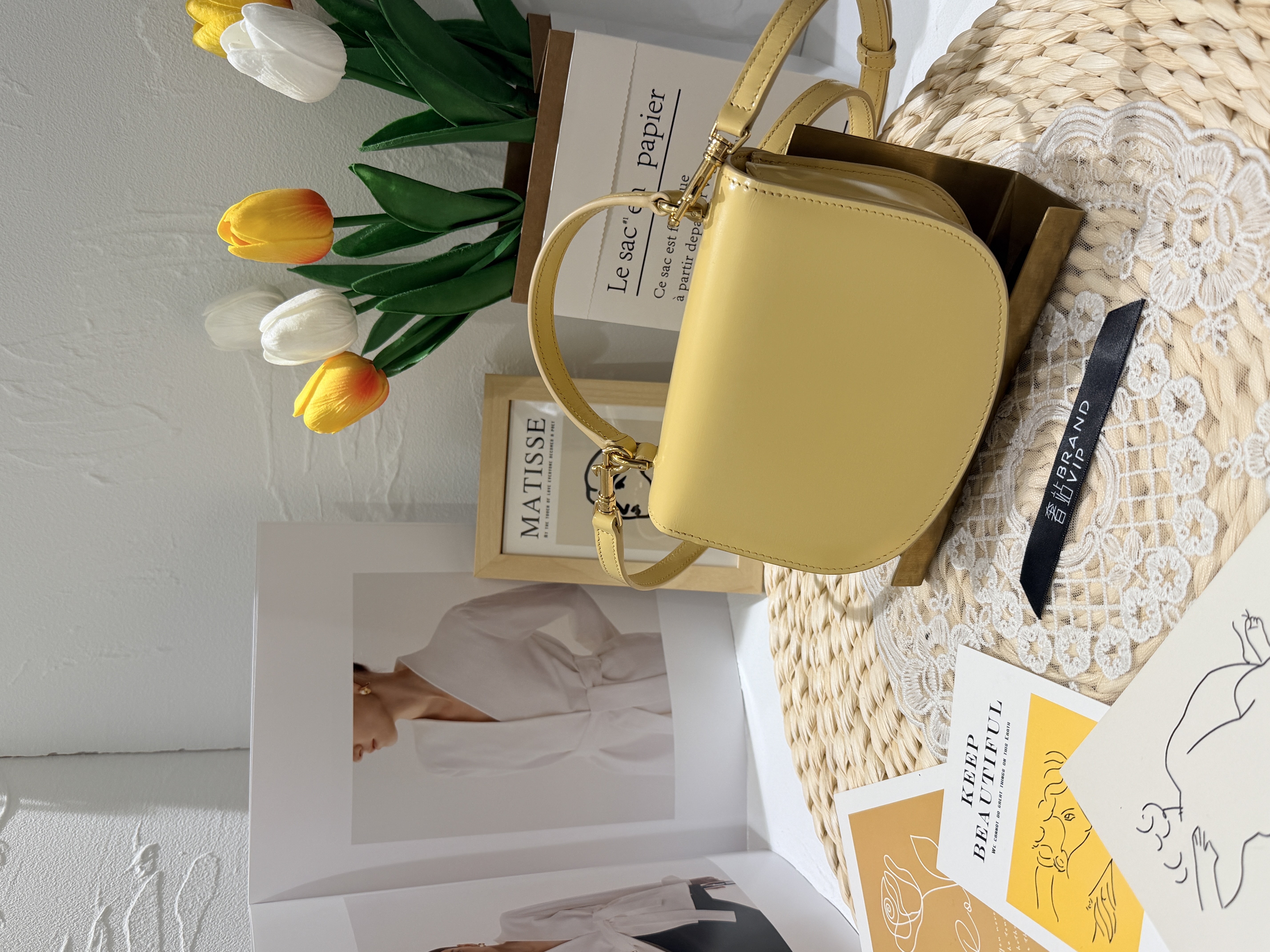 Celine Mini Besace Clea