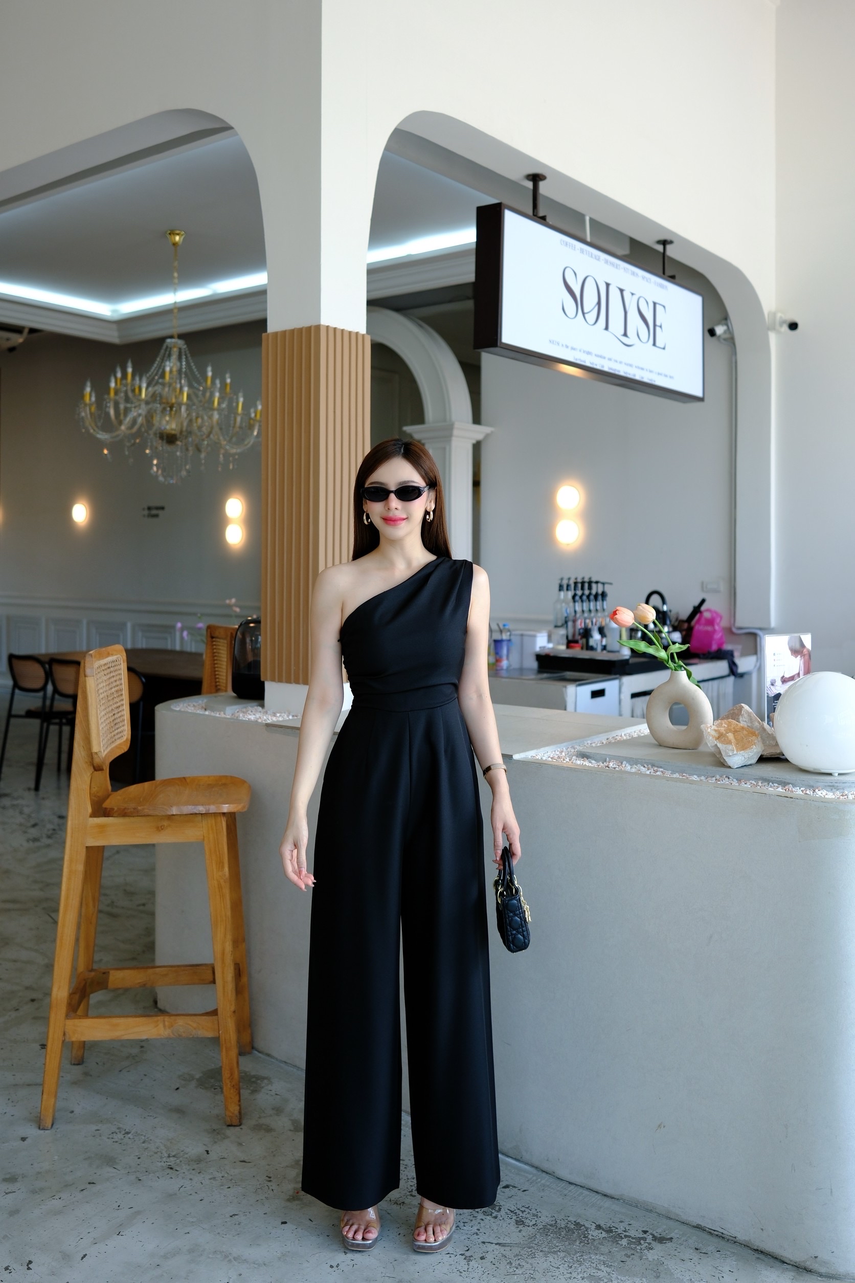 Eyana Suit Jumpsuit 法式气质斜肩连体裤( 2 colours )