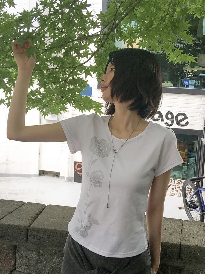 Pixel Rose Graphic Short Sleeve Top