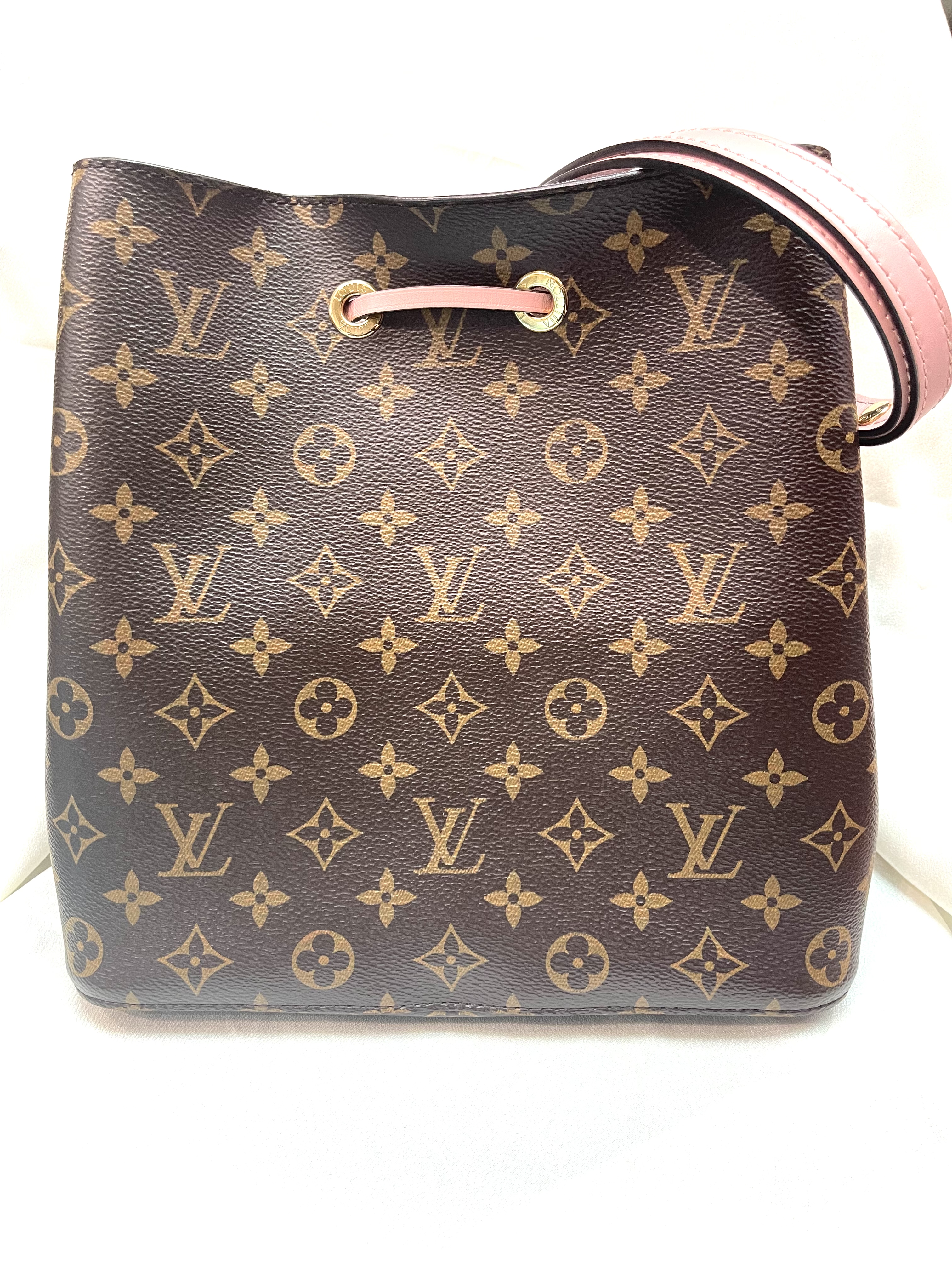 直播貨品 |  [1個-$100 2個-$300］RELU09
