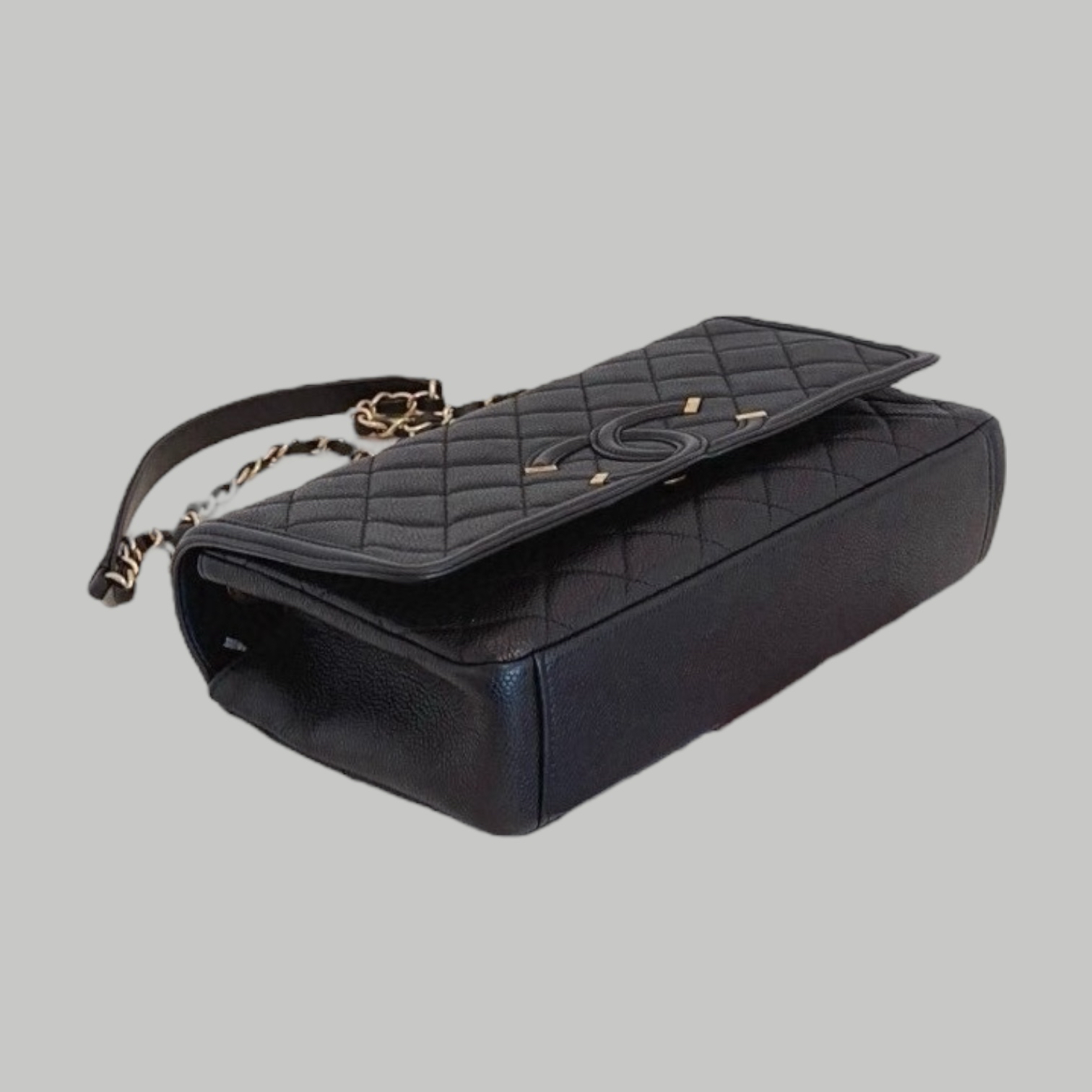 Chanel  Filigree Flag 