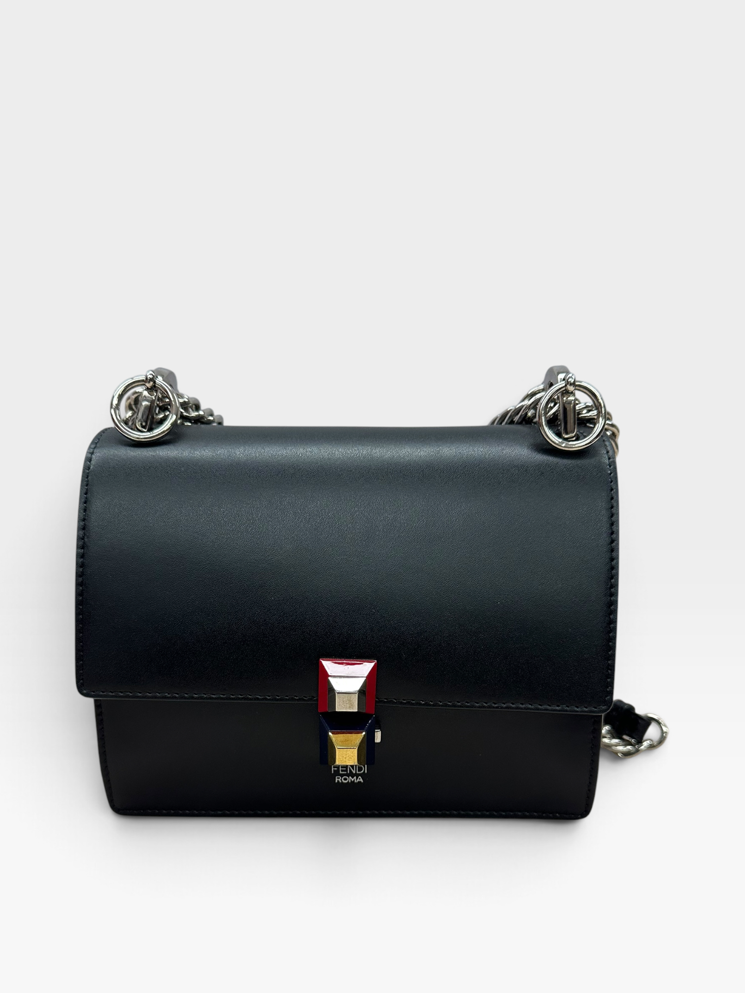 Pre-Owned FENDI KAN I Shoulder Bag / Product Code: 101601
