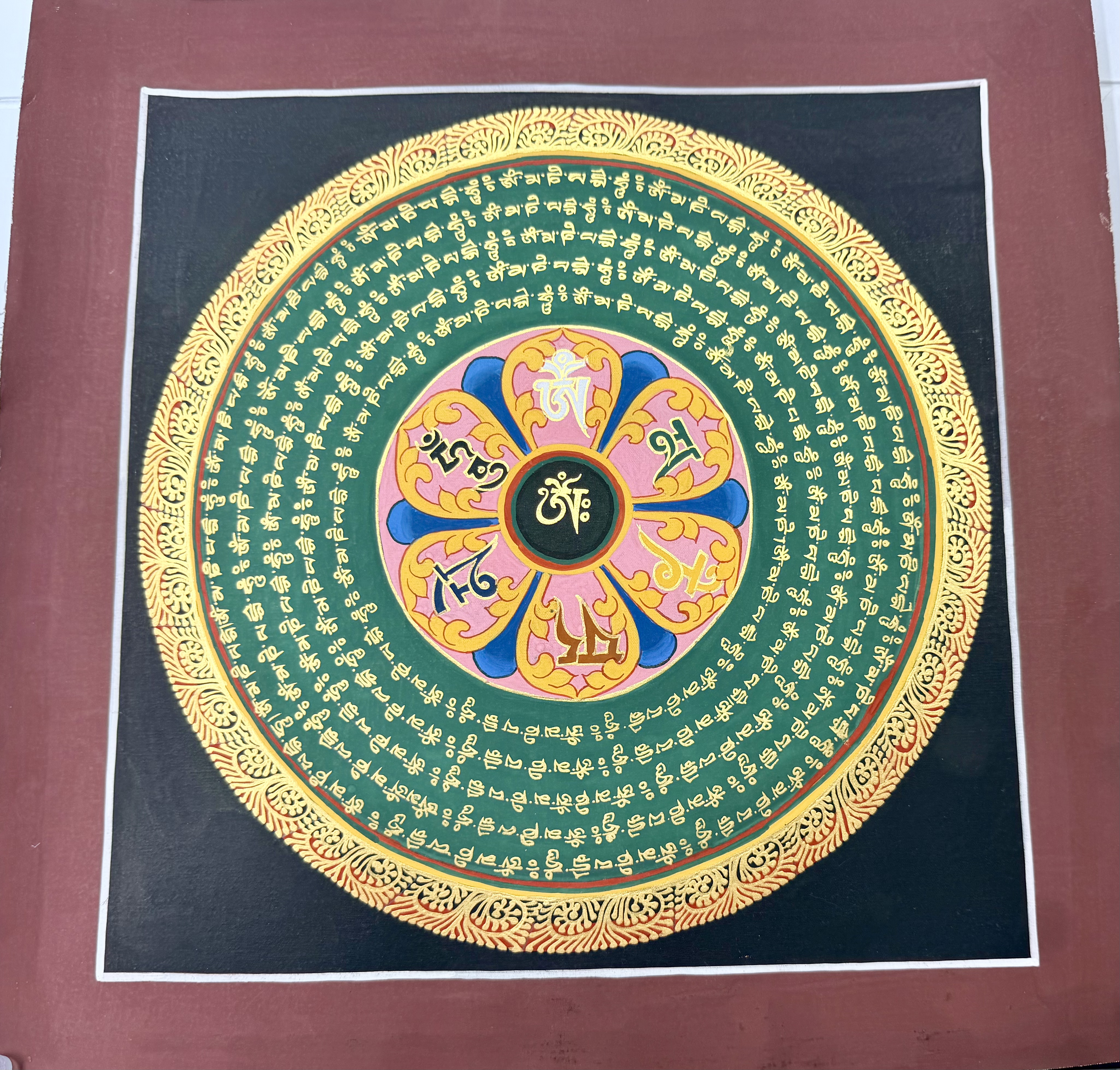 #13 尼泊爾三大廟加持手繪唐卡～OM 字，六字大明咒唐卡 ，約33m 外，內27