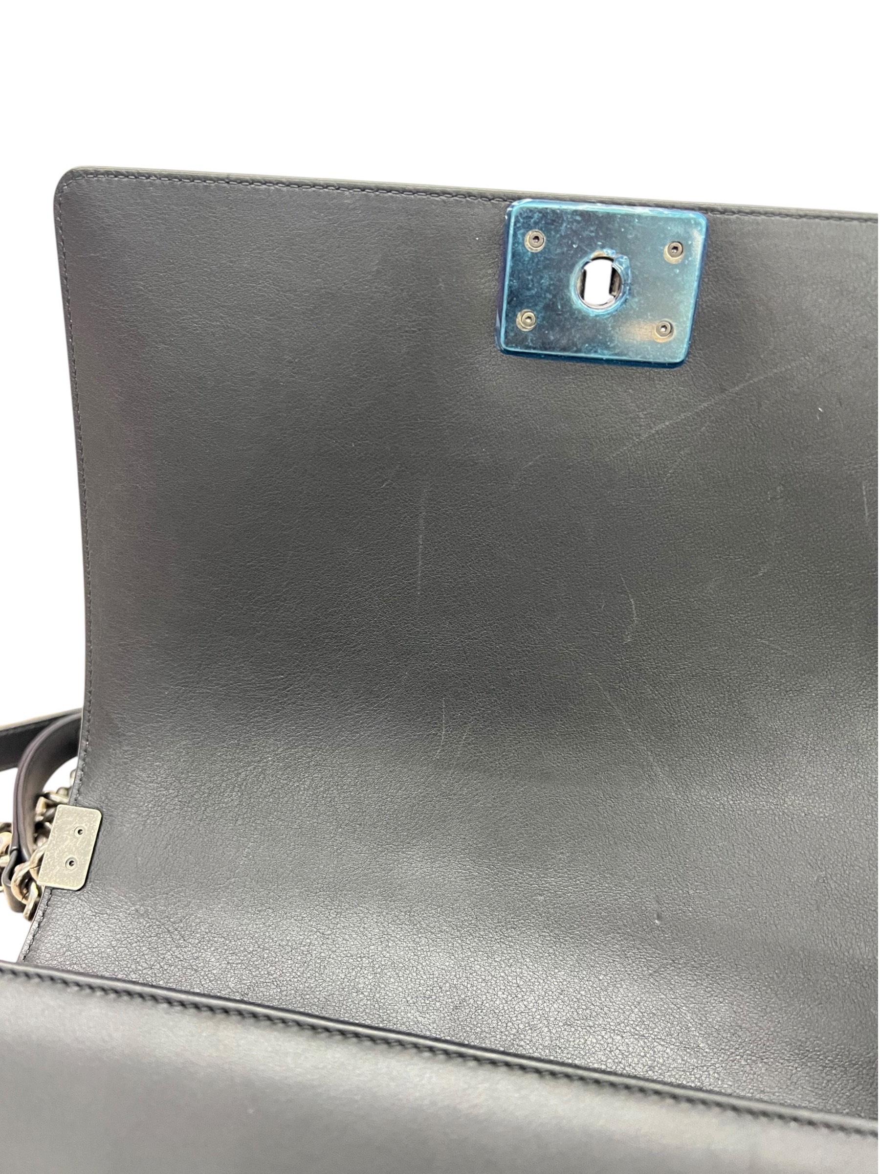 Pre-owned Chanel Chevron Quilted Boy Flap Bag / Product Code:081808