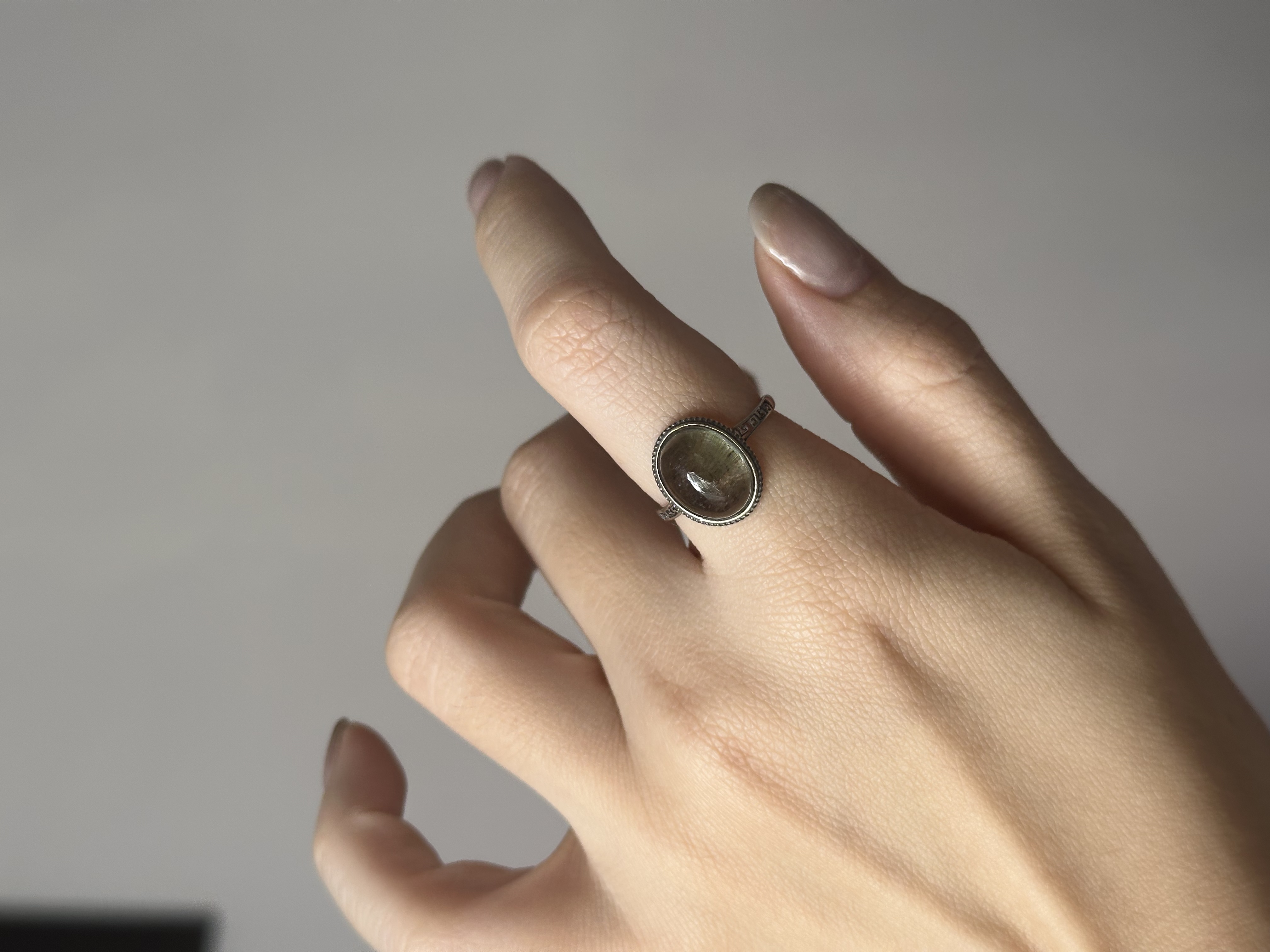 绿幽灵戒指 ｜ Green Phantom Ring S925