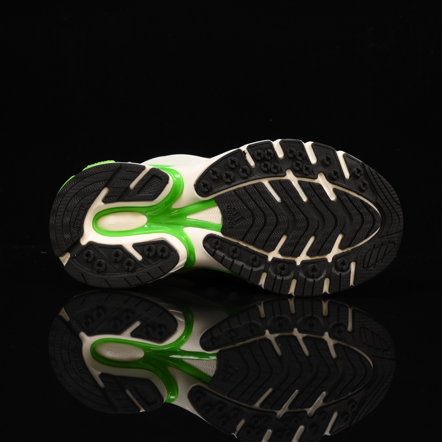 Pharrell Williams x Adidas Adistar Jellyfish 