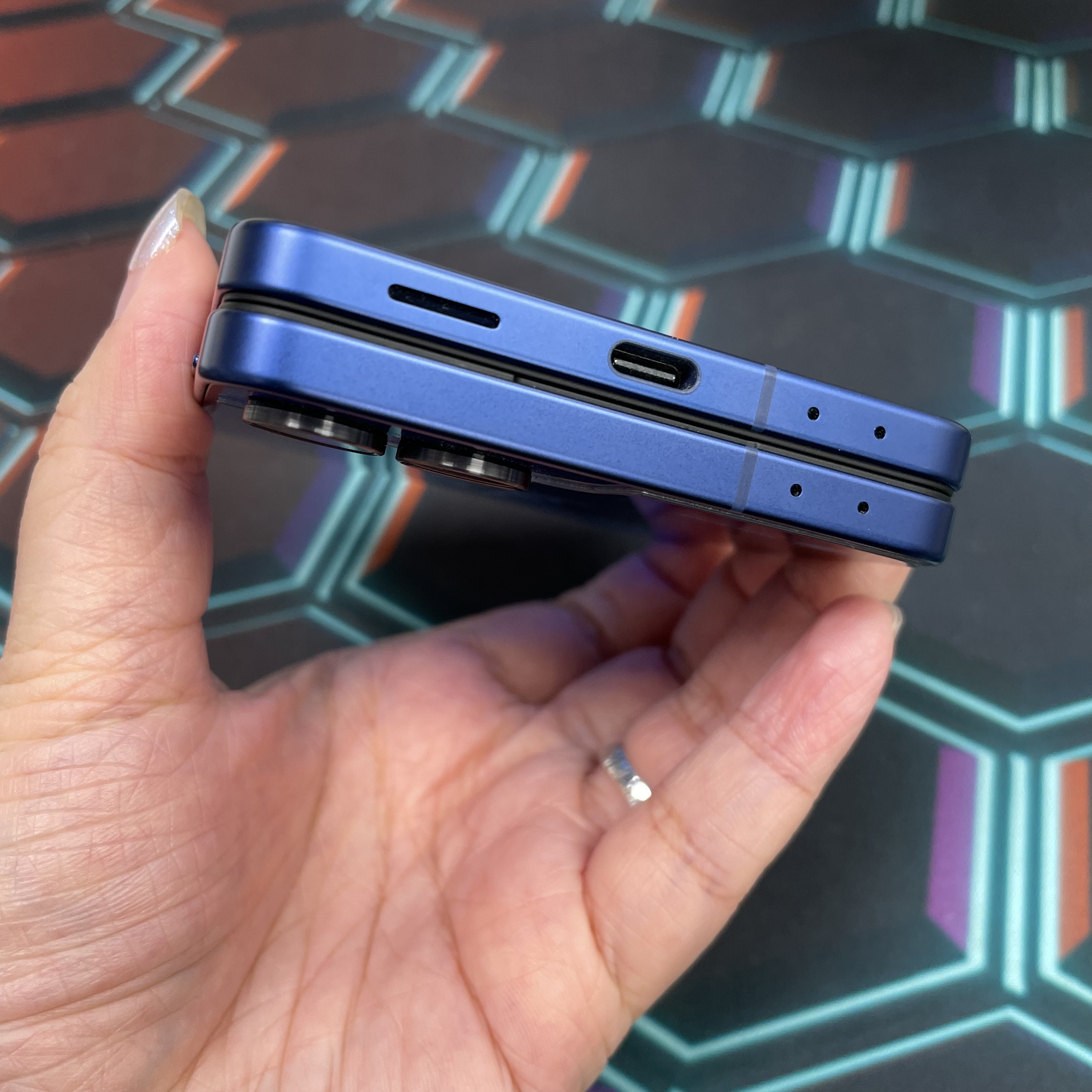 *7581 Galaxy Z Flip 7 完美機 12+512GB 藍色 blue