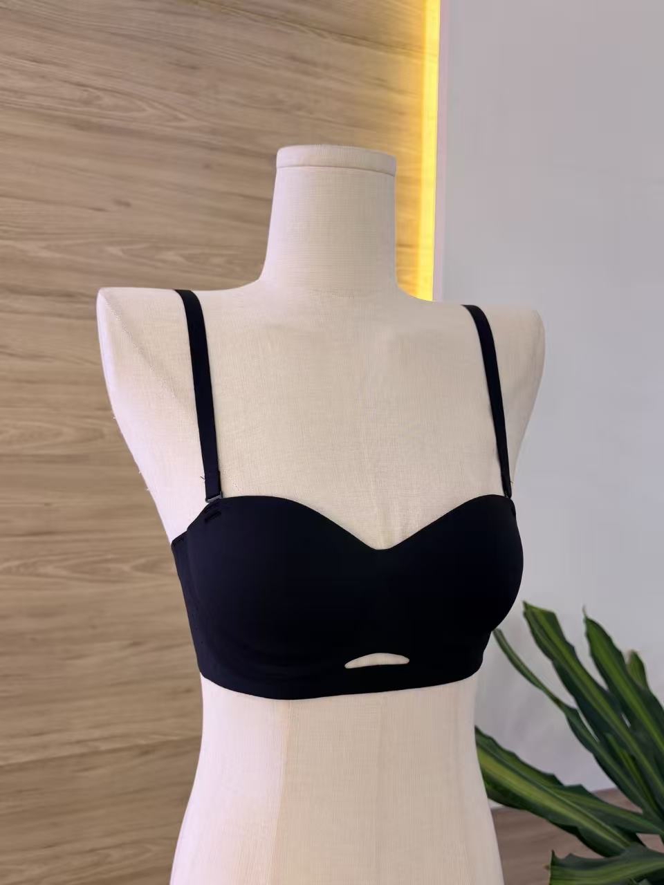 Jolie Convertible Bra 防滑可拆带无钢圈内衣 
