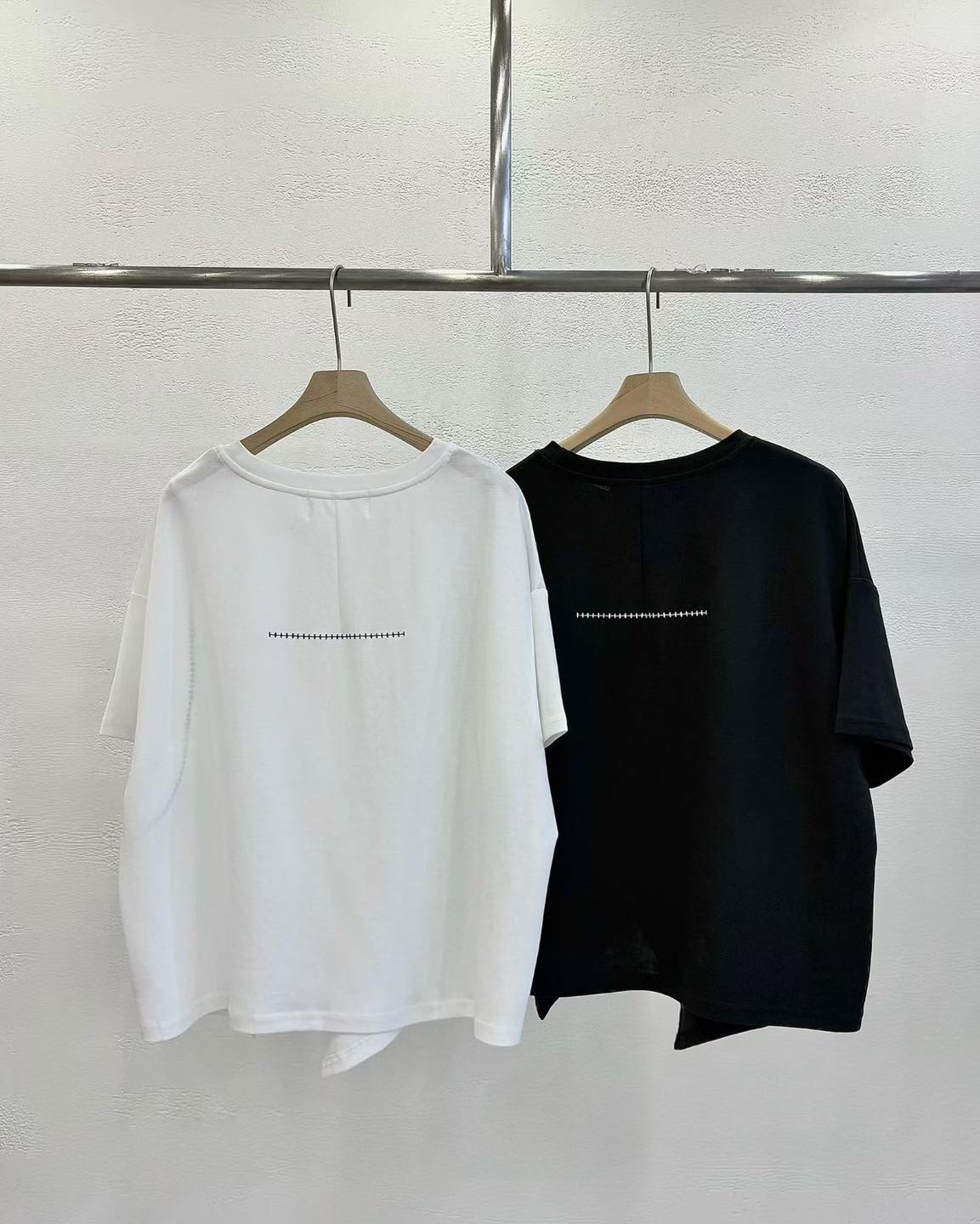 明線不規則剪裁Top