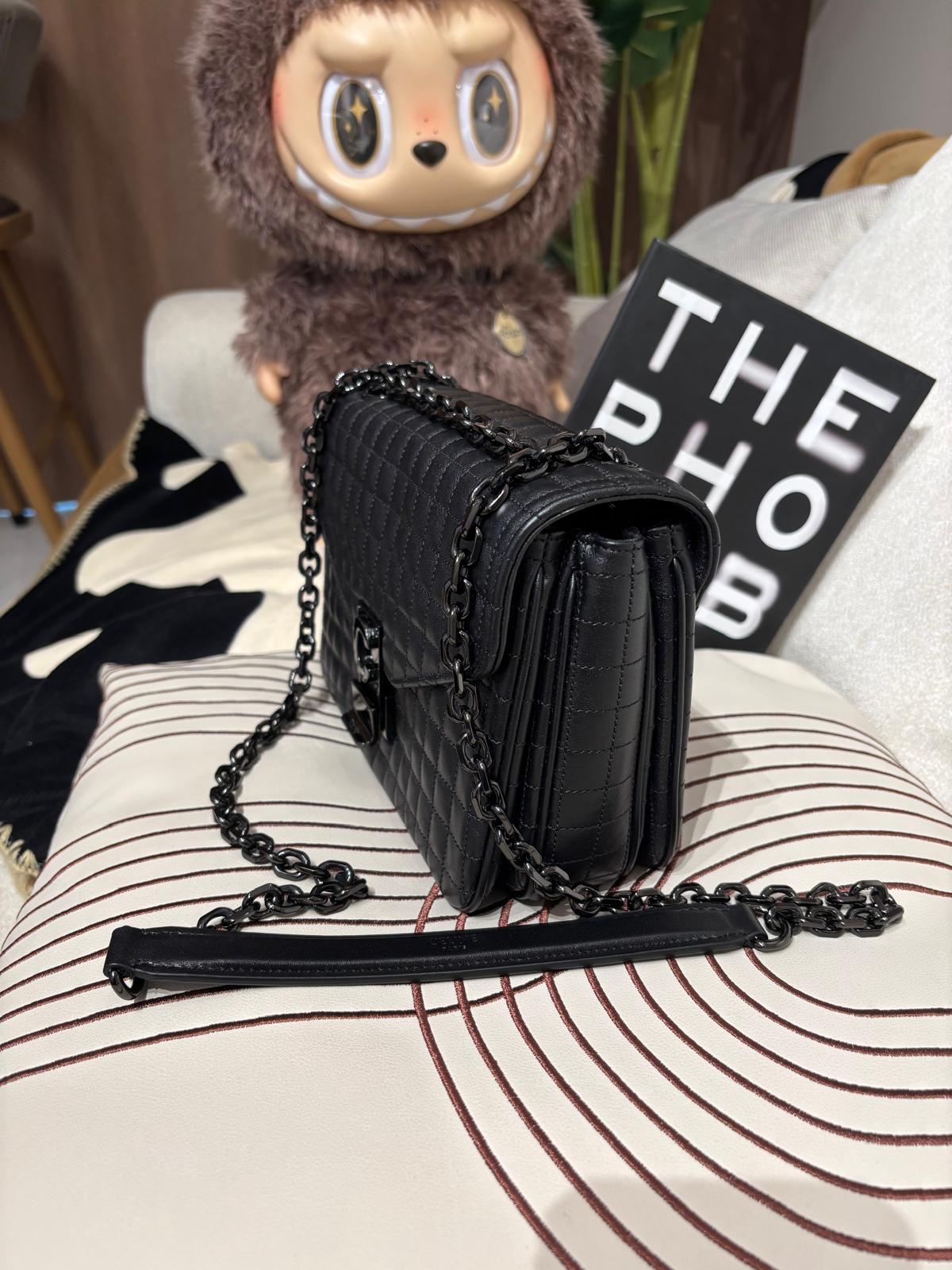 未使用品 Celine So Black Calfskin Shoulder Bag 100%Authentic, Unused ✅Dust bag