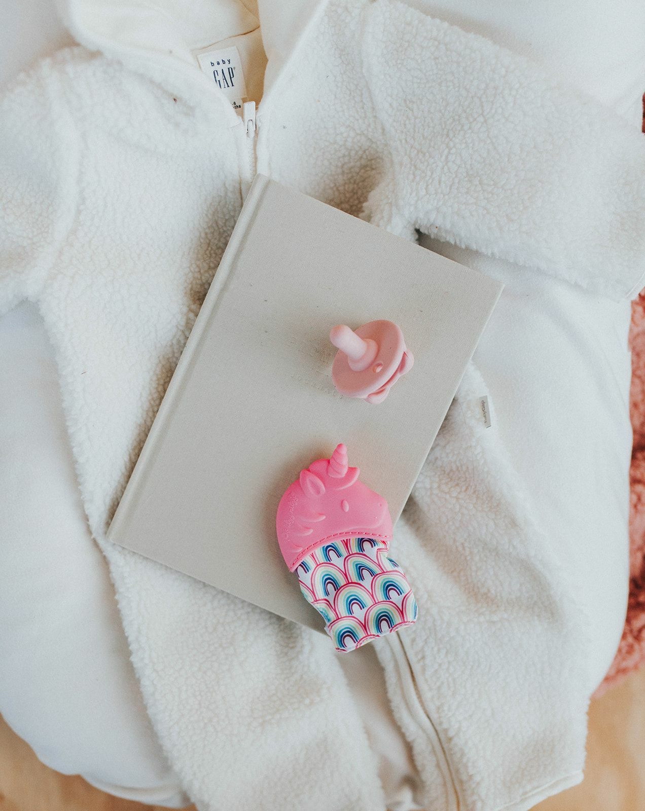 Itzy Ritzy獨角獸牙膠手套