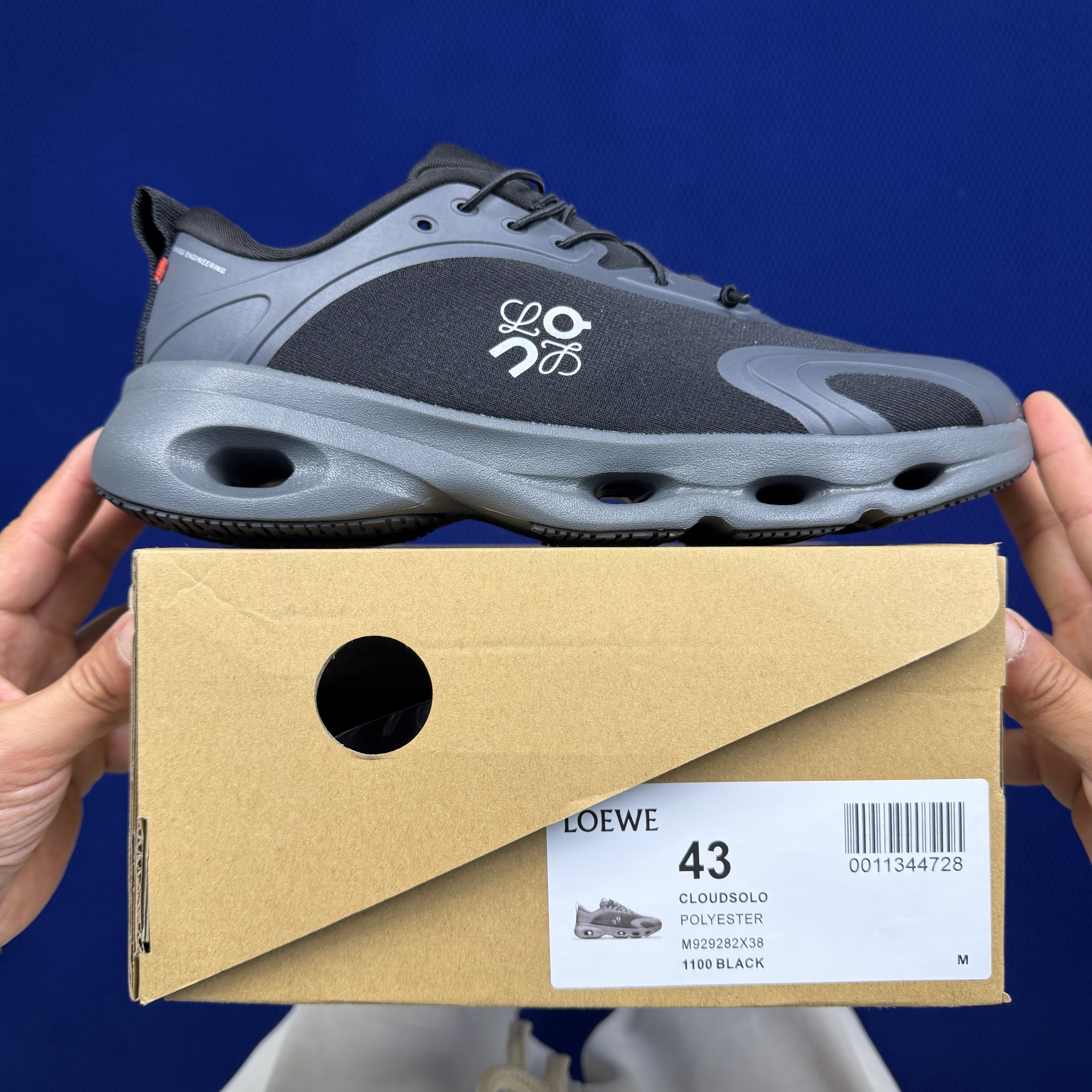 Loewe x On Cloudsolo