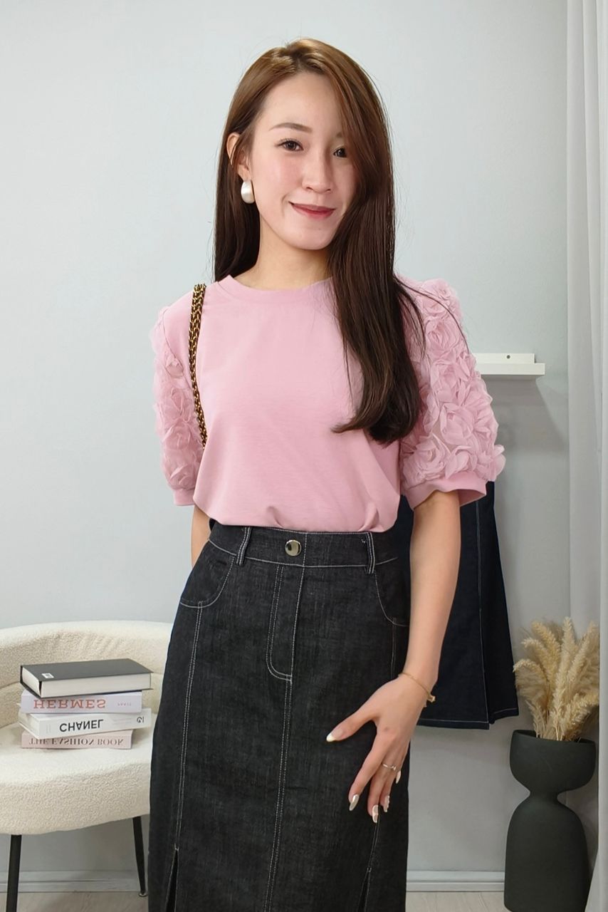 85899 Rosette Puff Sleeve Top