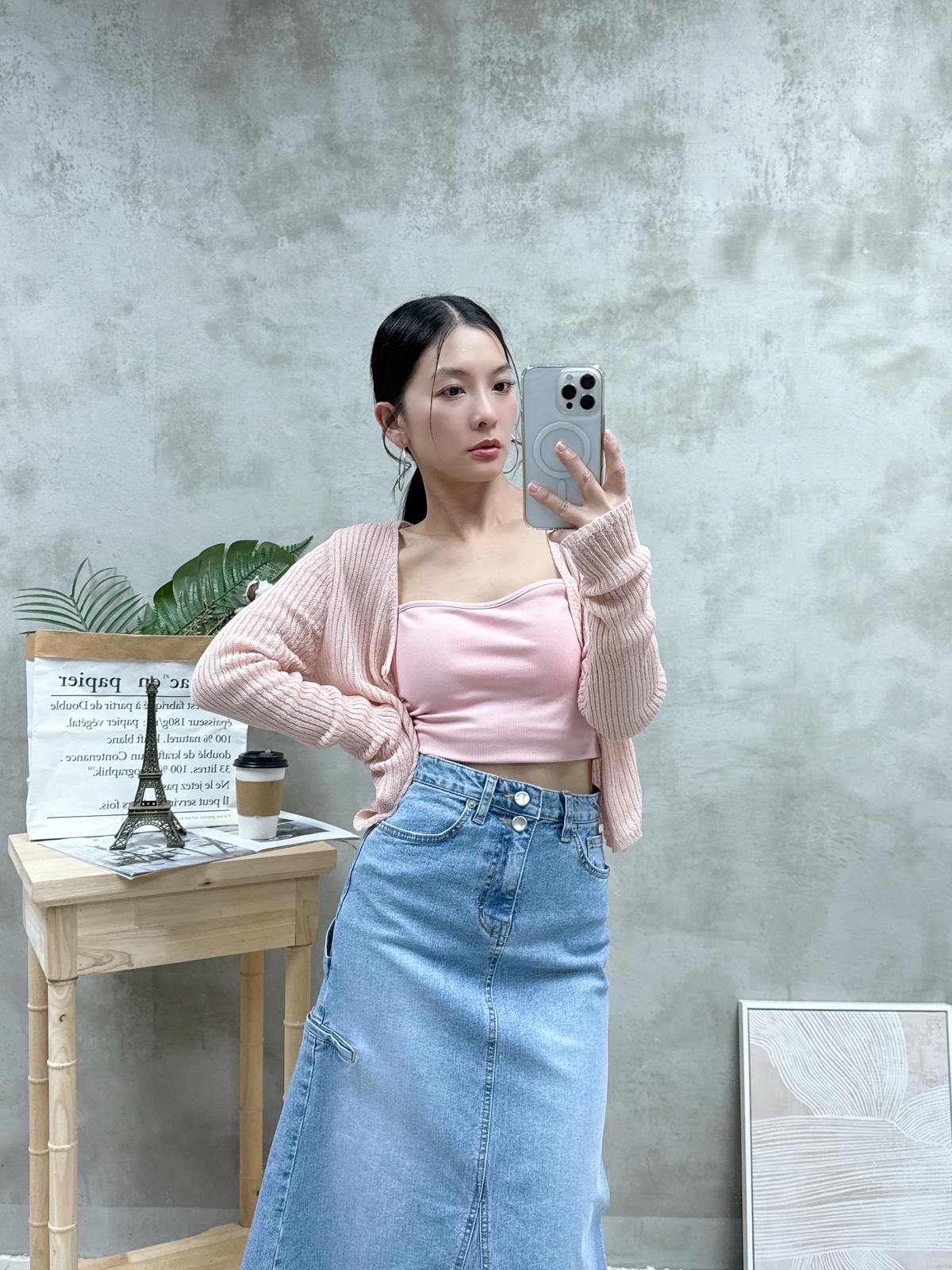 G16 暗紋心型領Bra top