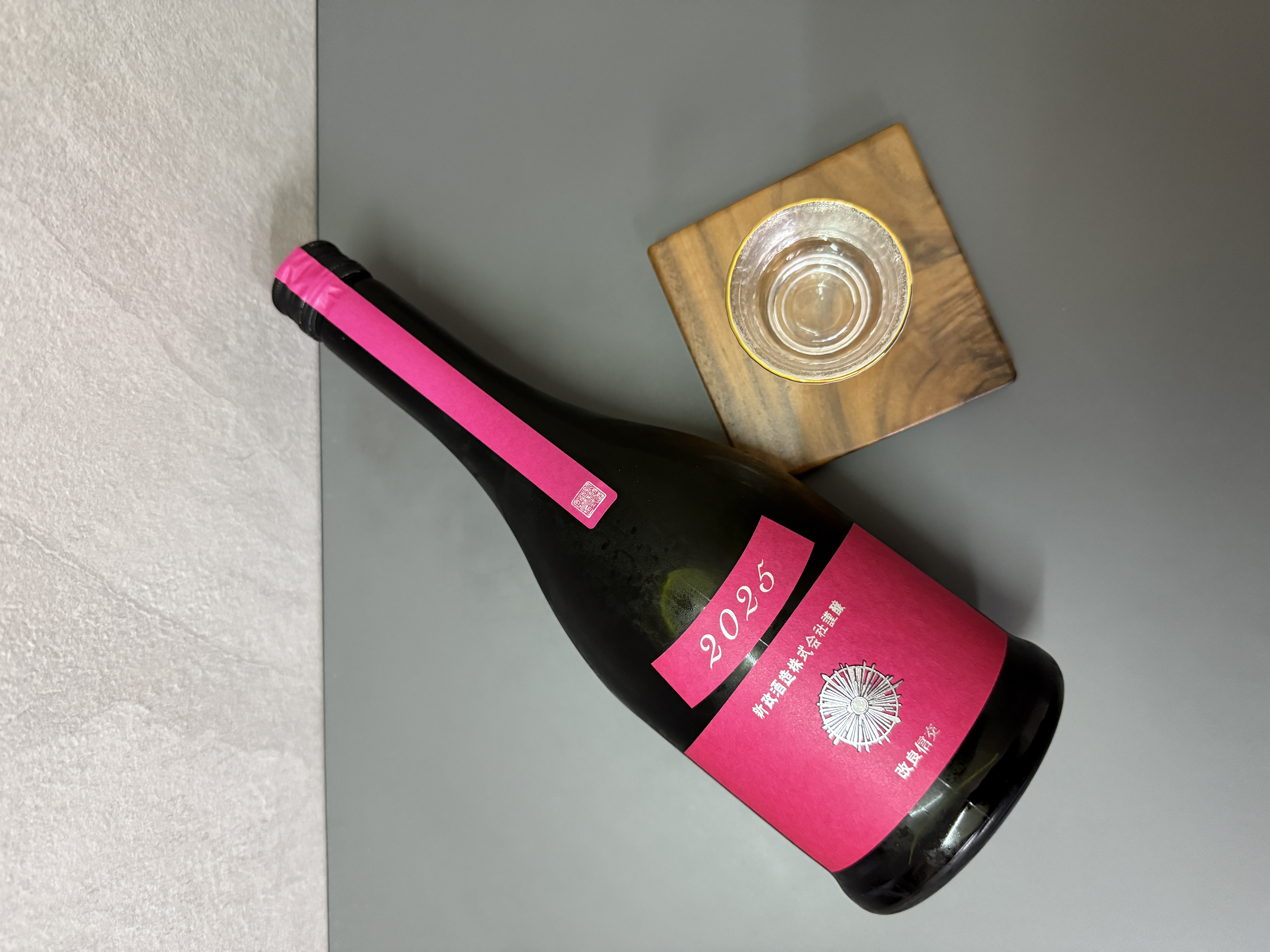 新政 Colors Cosmos 秋櫻 生酛木桶純米 2025-2026 Seasonal Theme Q.E.D 720ml