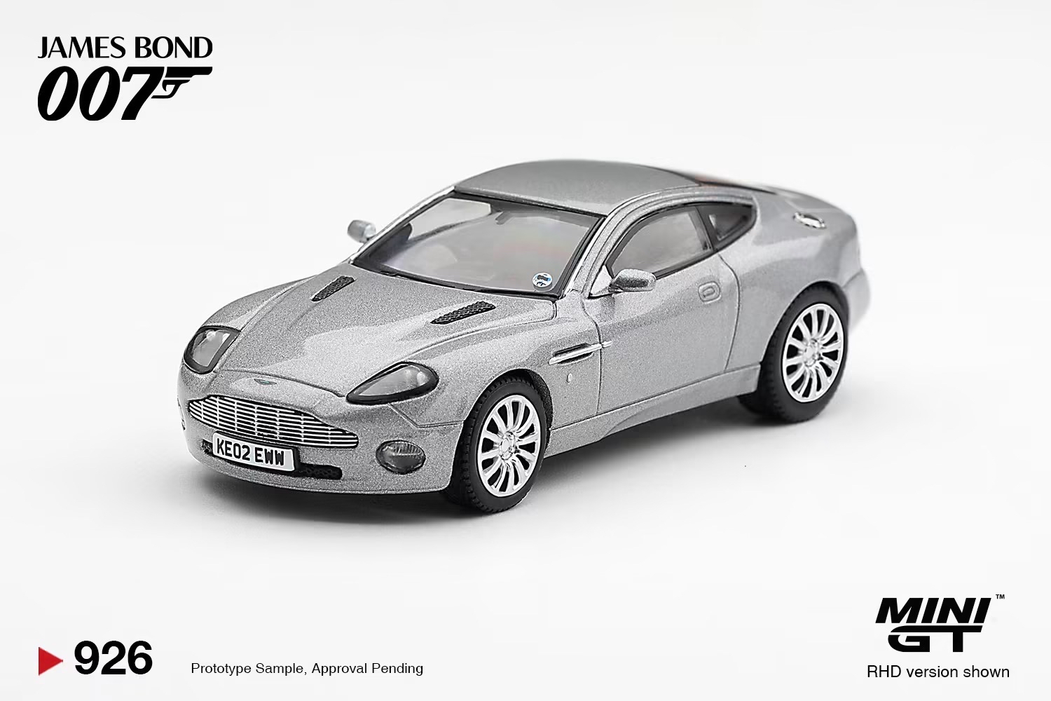 (預訂 Pre Order) MINI GT  ( MGT00926-007E ) Aston Martin V12 Vanquish "Die Another Day" / English Blister Packaging