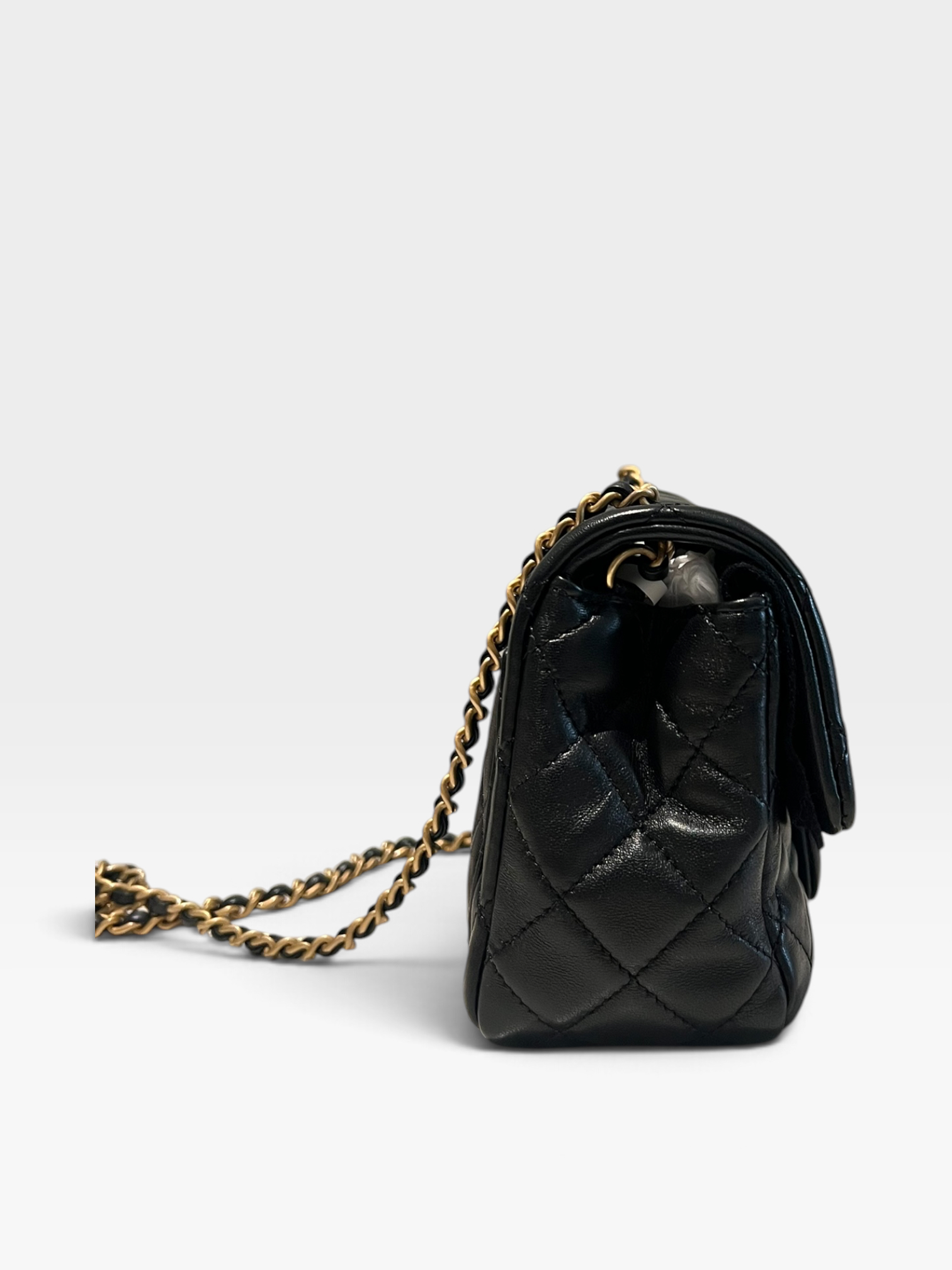 Pre-Owned CHANEL Black Quilted Square Pearl Crush Gold / Product Code: 091803