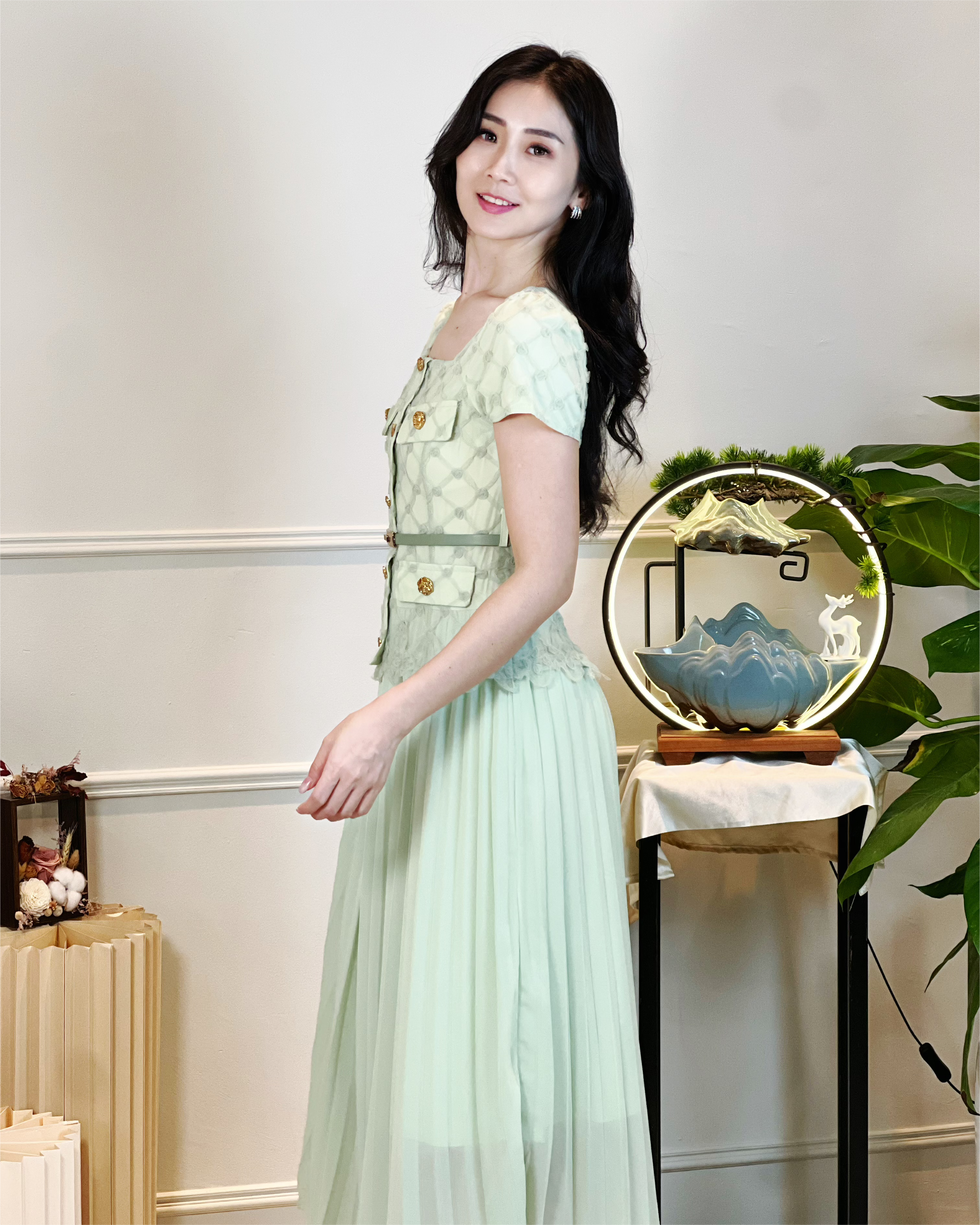 5097 Hedda Lush Meadow Midi Dress