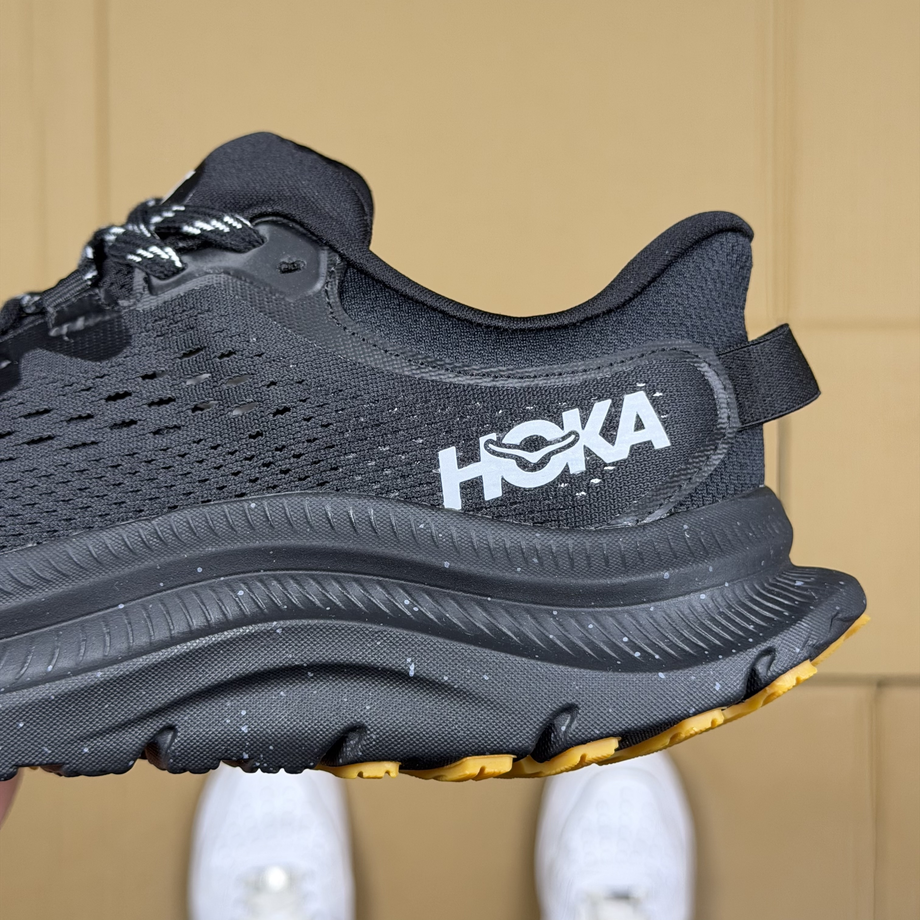 Hoka One One Kawaha 2