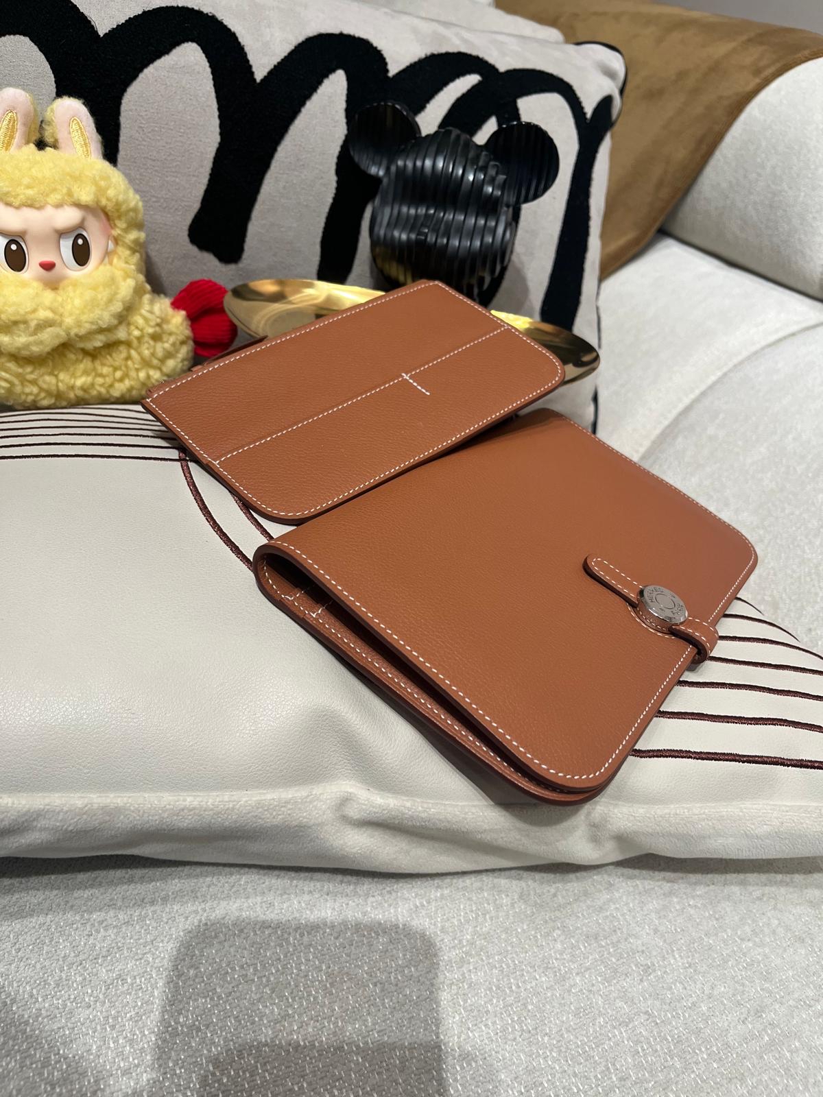 Hermes dogon duo WALLET ,STAMP U 100%Authentic ,unused 未使用品✅box 