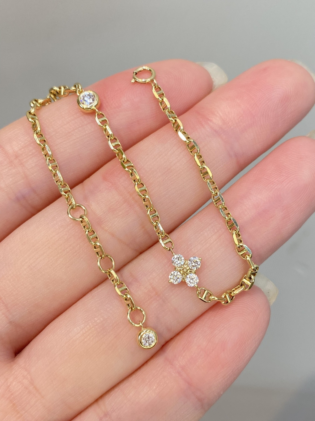 18K Diamond Bracelet 
