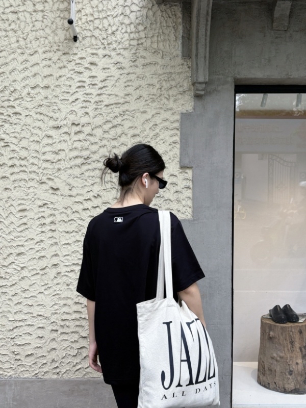 0715 （原版訂製 品質1:1打版 ）MLB 情侣短袖