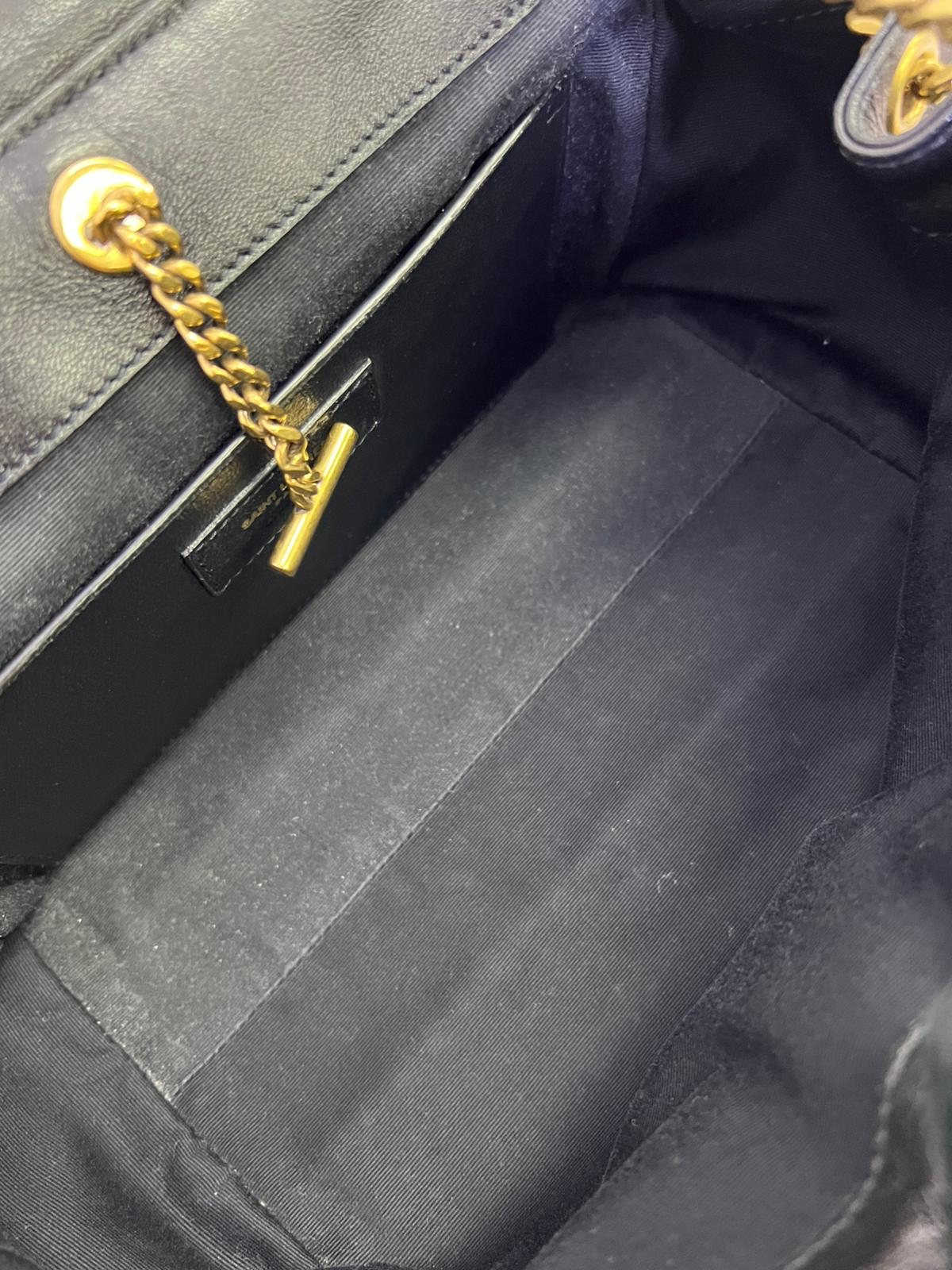 Pre-owned YSL Nolita / Product Code: 26031402