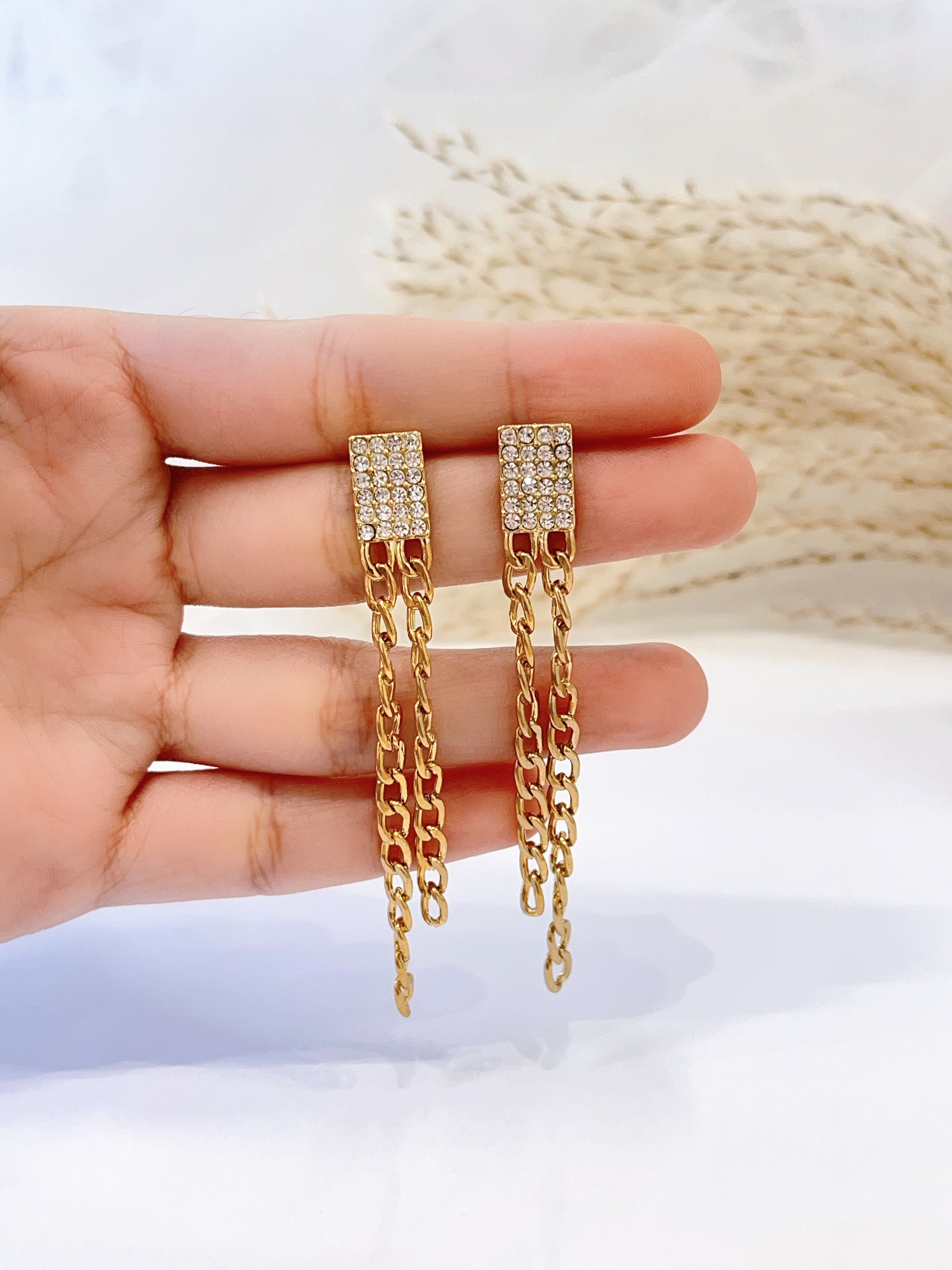 Dinner必入!高级感镶钻环流苏耳环