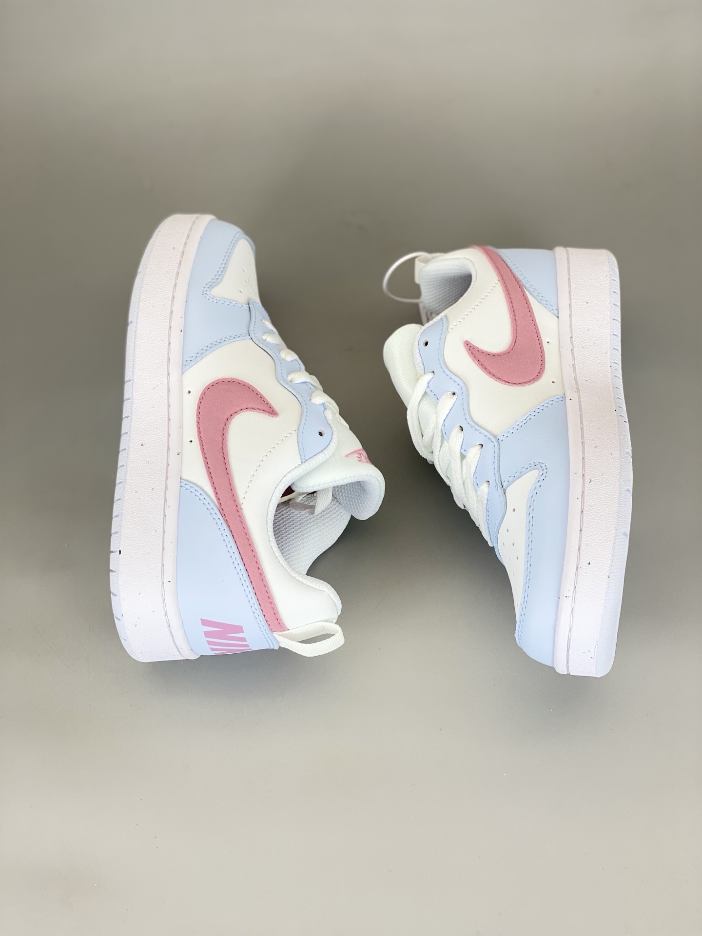 Nike Court Borough Low