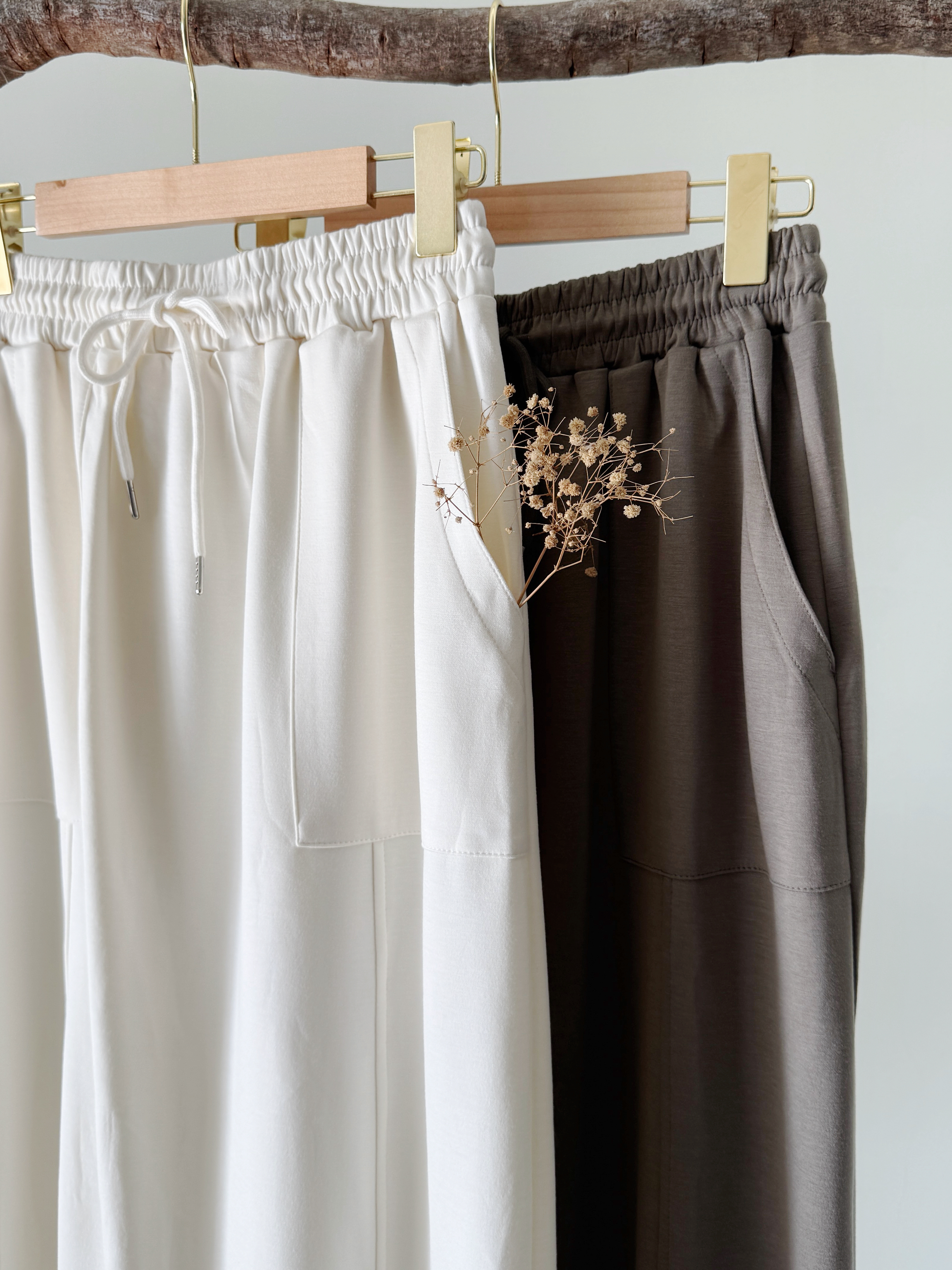 纯色系运动风七分半裙