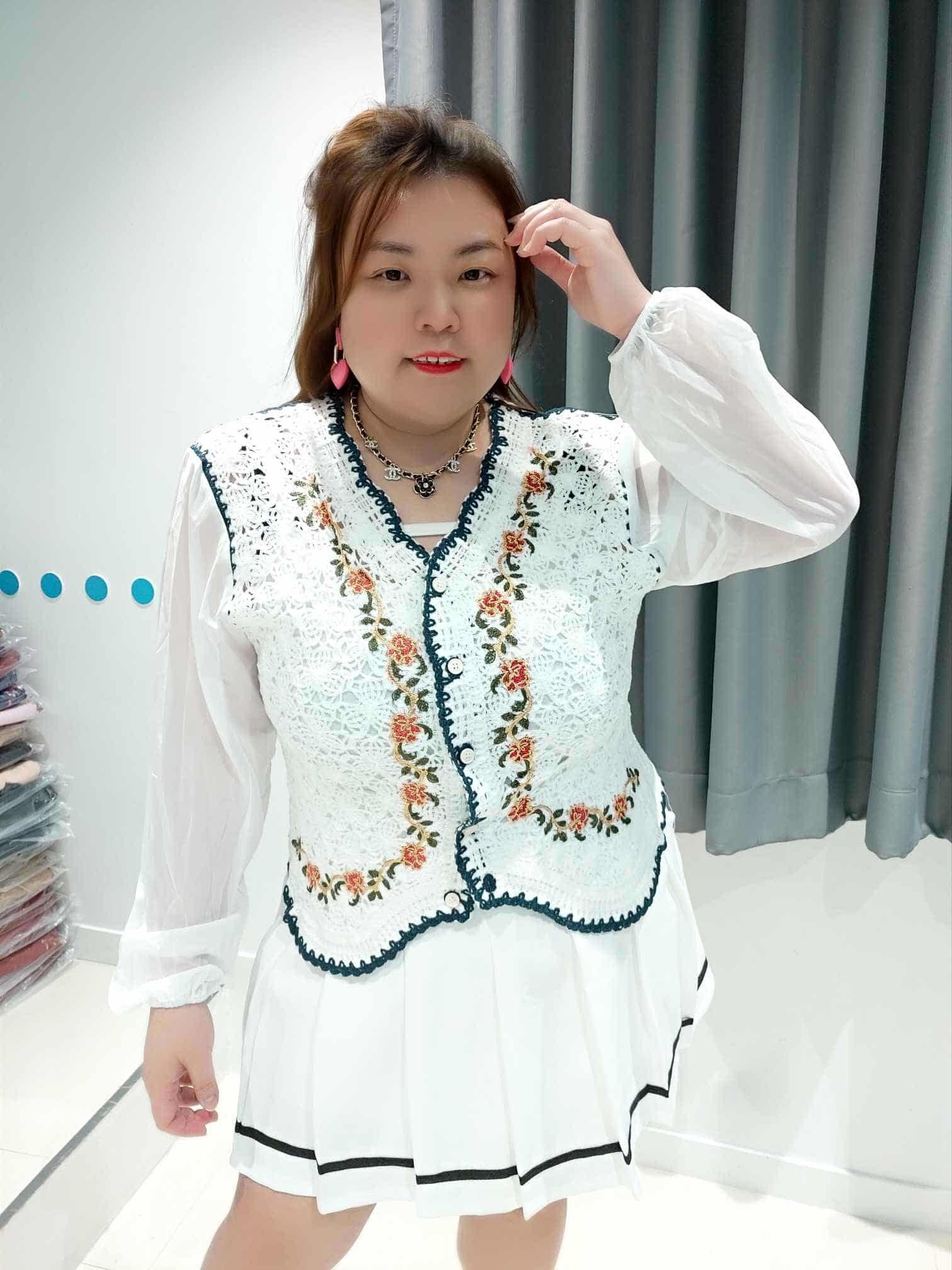 DOD05 拼针织勾花设计外套