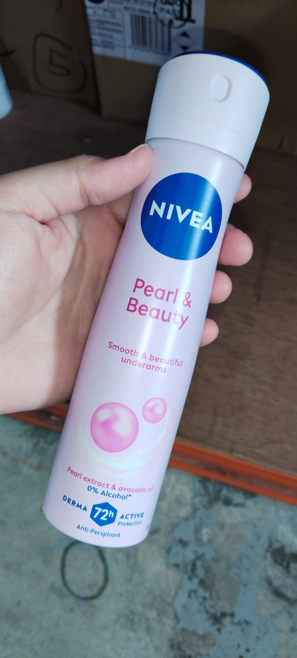 Nivea Women Deodorant Spray 150ml - Pearl & Beauty