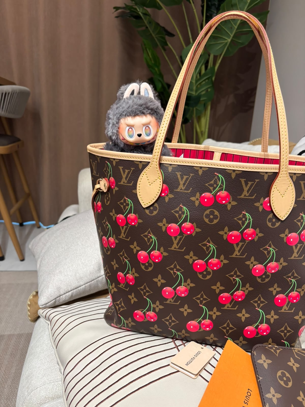 未使用品 Lv neverfull mm x TM M13263 cherry  Takashi Murakami Brown Monogram Cherises Neverfull MM 2025 100%Authentic, Unused未使用品 ✅收據✅Pouch✅Dust bag 