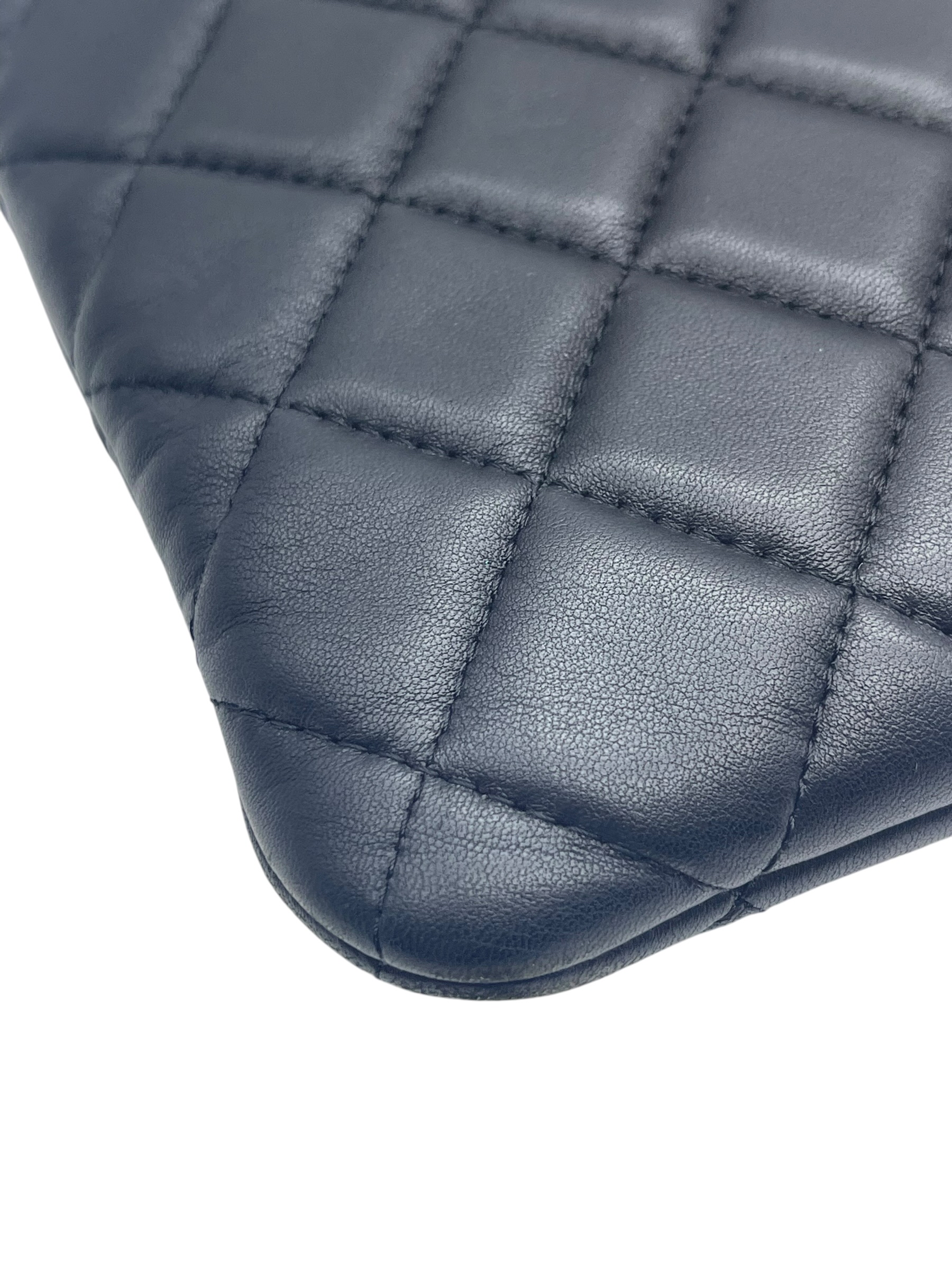 Pre-Owned CHANEL O Case Clutch / Product Code: 26061101