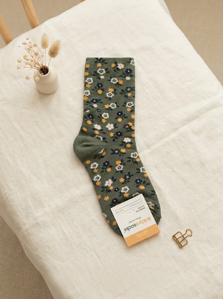 Korean Olive Bloom Women's High Crew Socks